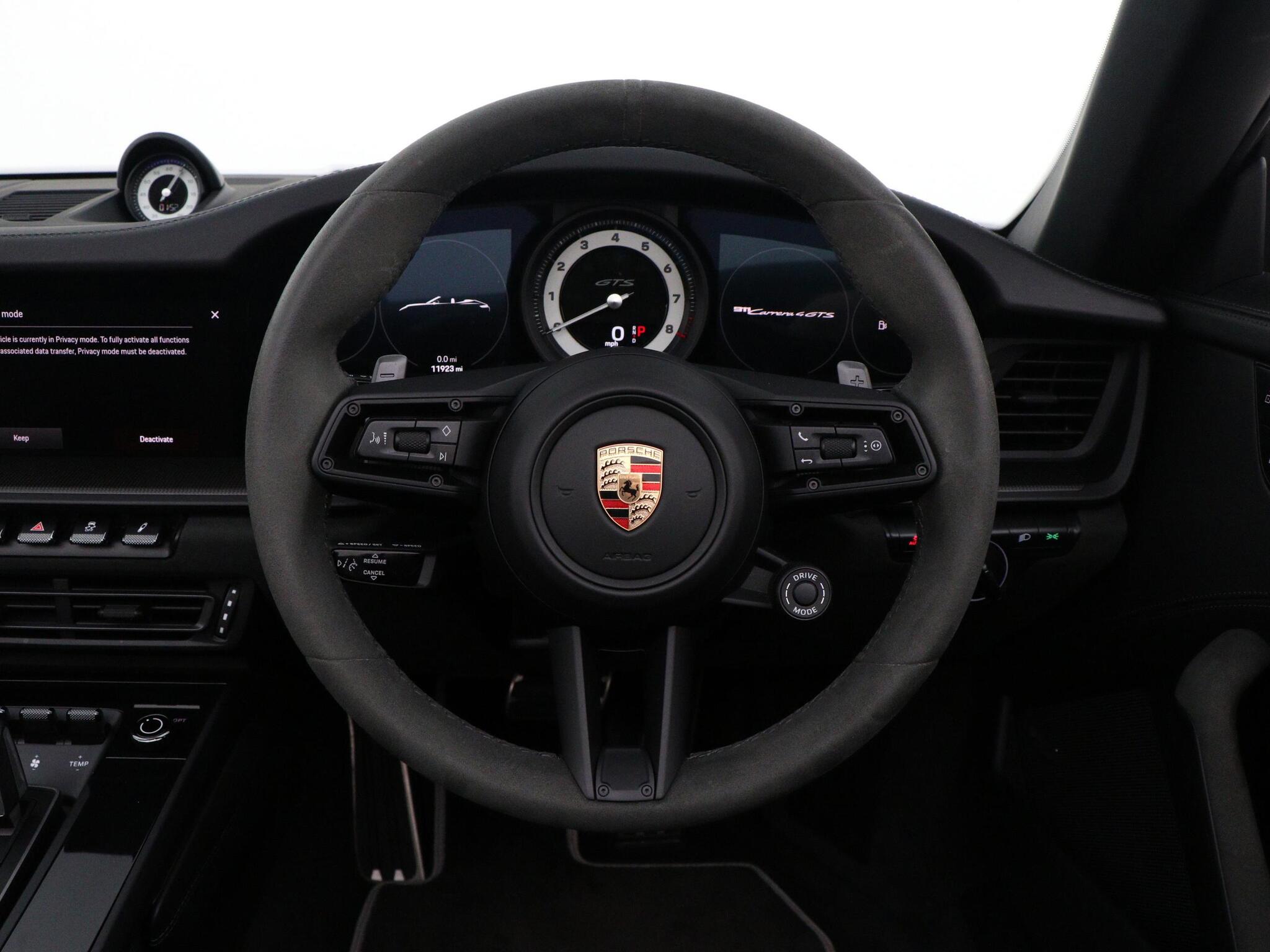 Porsche 911 view 30