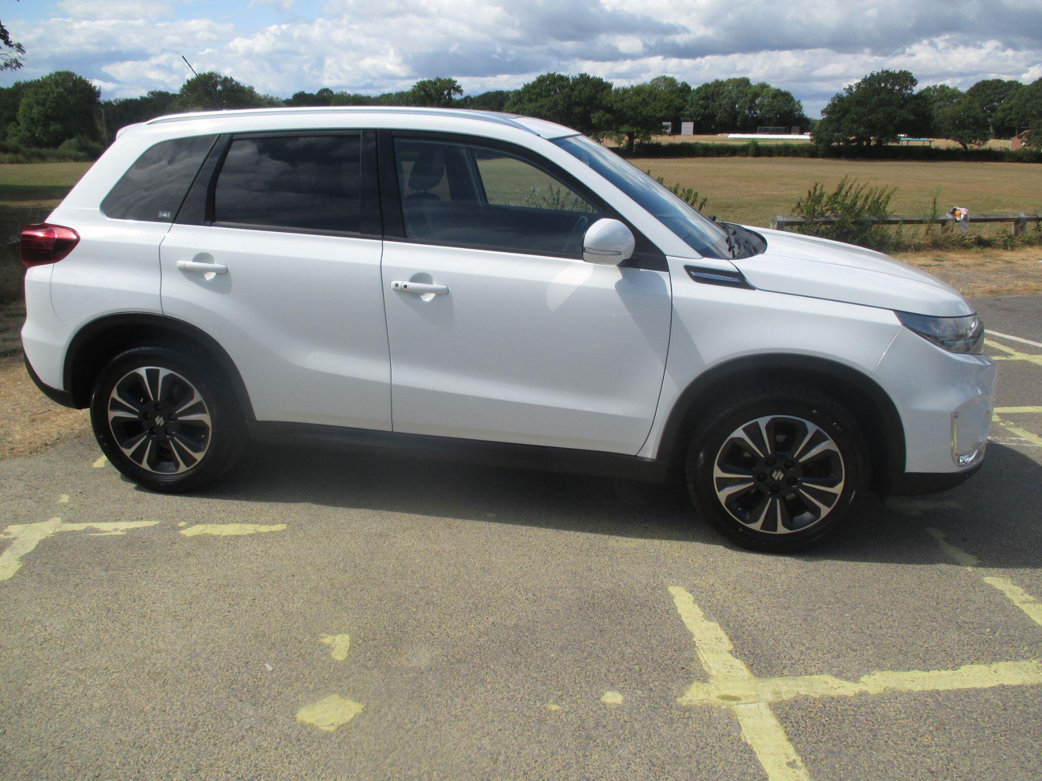 Suzuki Vitara view 8