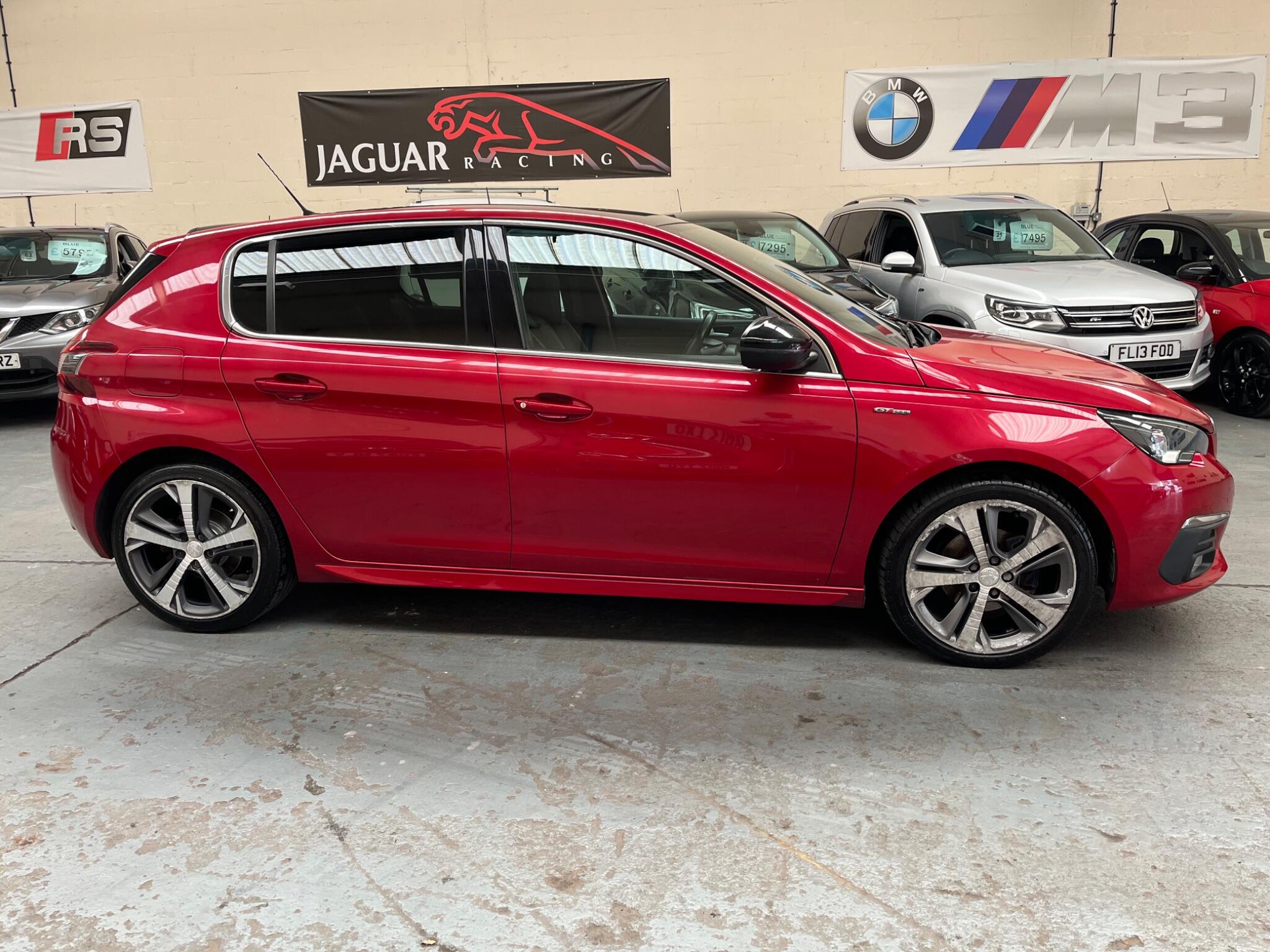 Peugeot 308 view 10
