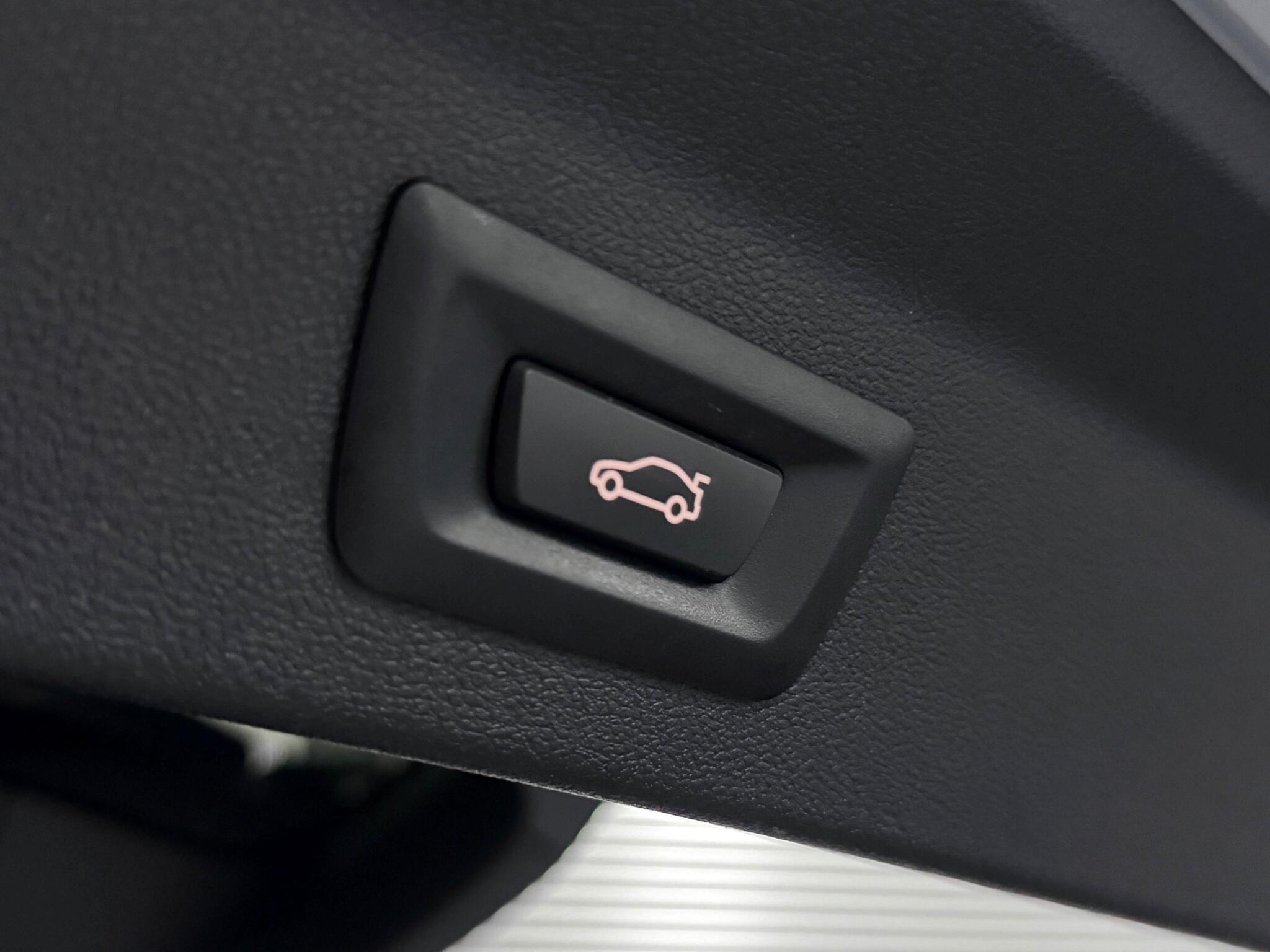 BMW X3 view 14