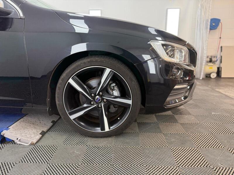 2014 Volvo V60 SOLD 3.0 T6 R-Design Lux Nav Estate 5dr Petrol Geartronic AWD Euro 5 (304 ps) • 15,000 miles image 7