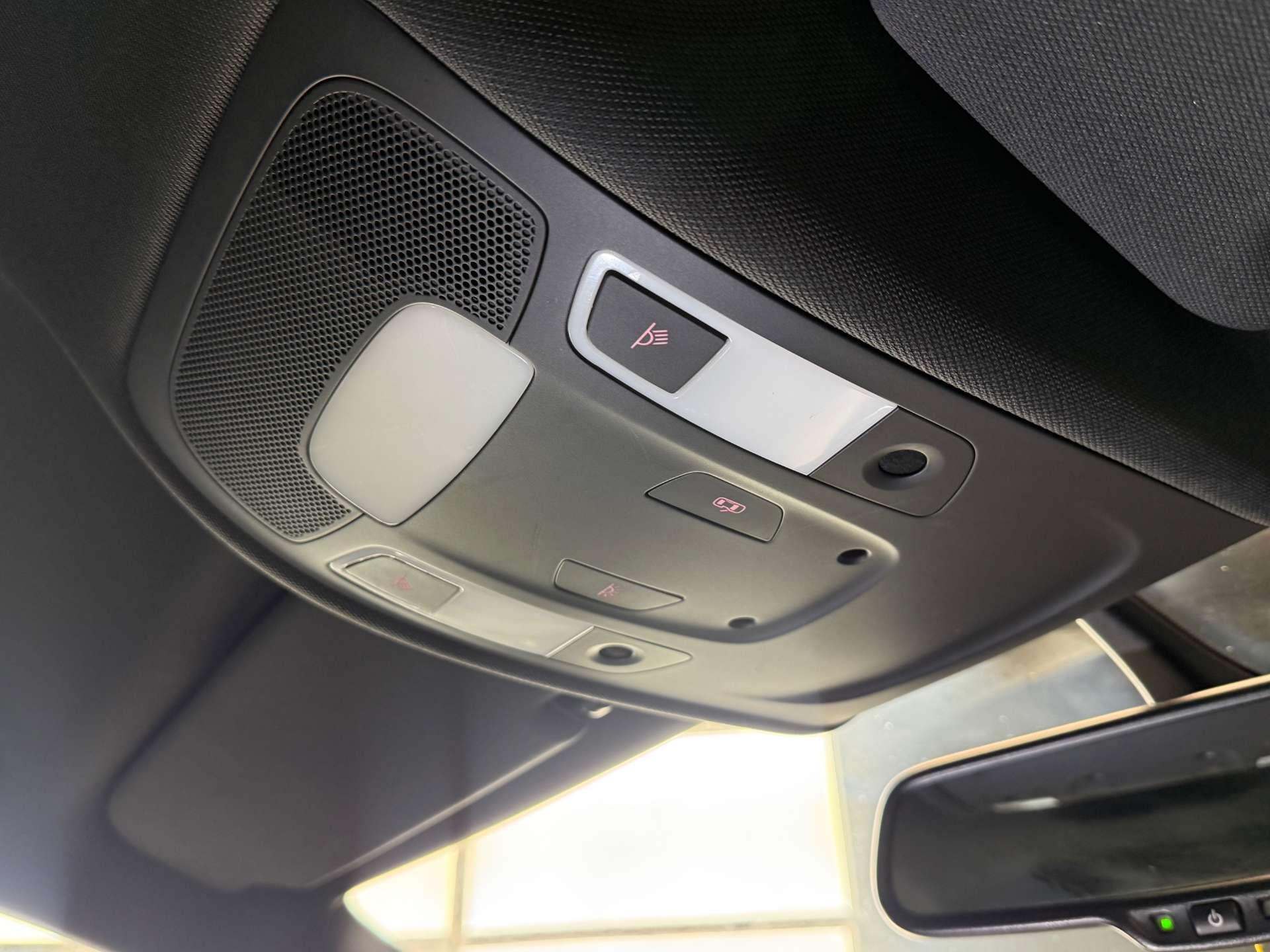 Audi A6 view 38