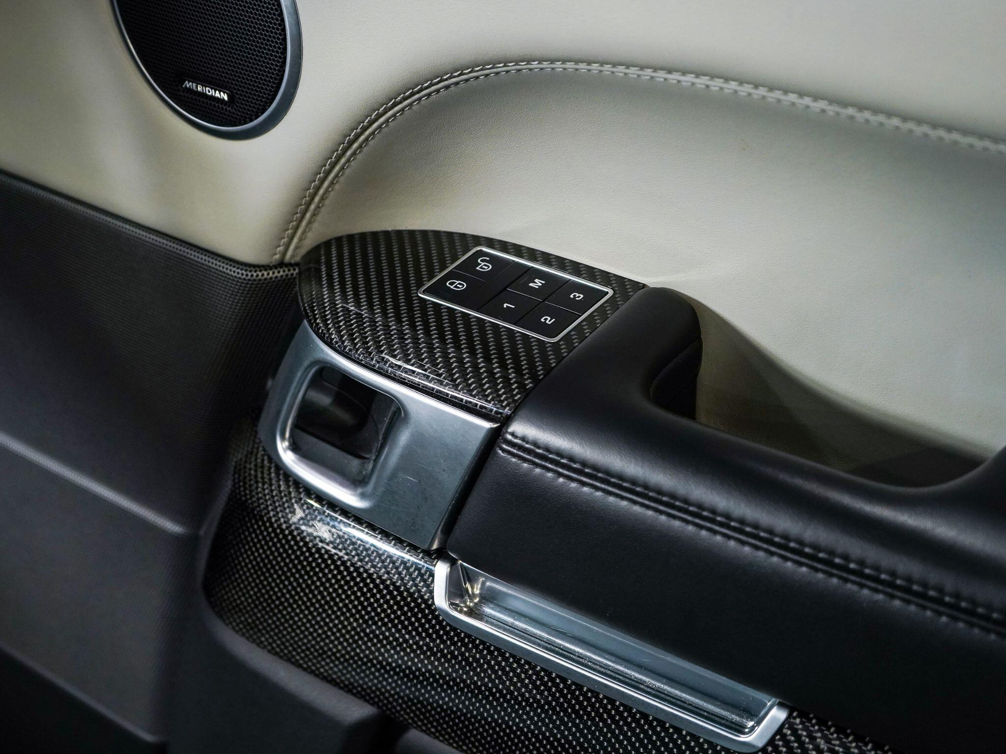 Land Rover Range Rover Sport view 25