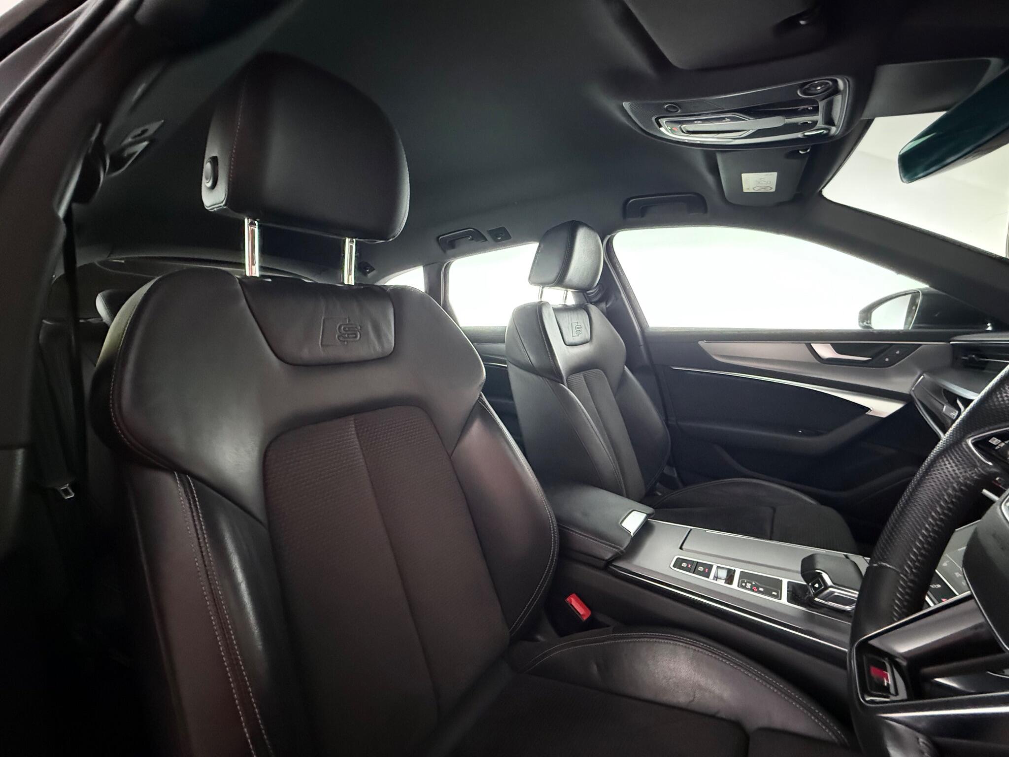 Audi A6 view 31