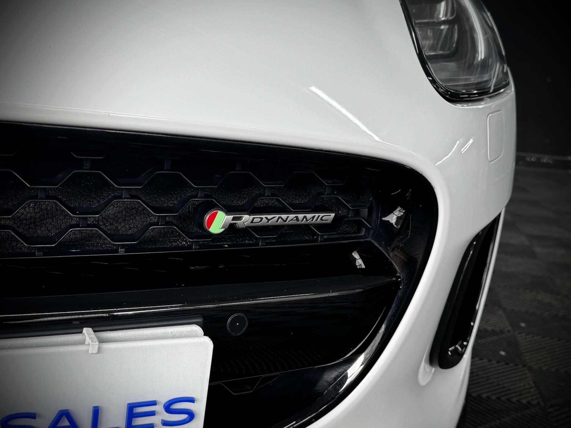 Jaguar F-Type view 7