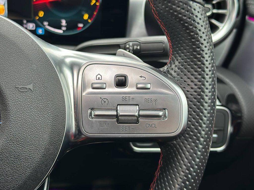 Mercedes-Benz Cla view 23