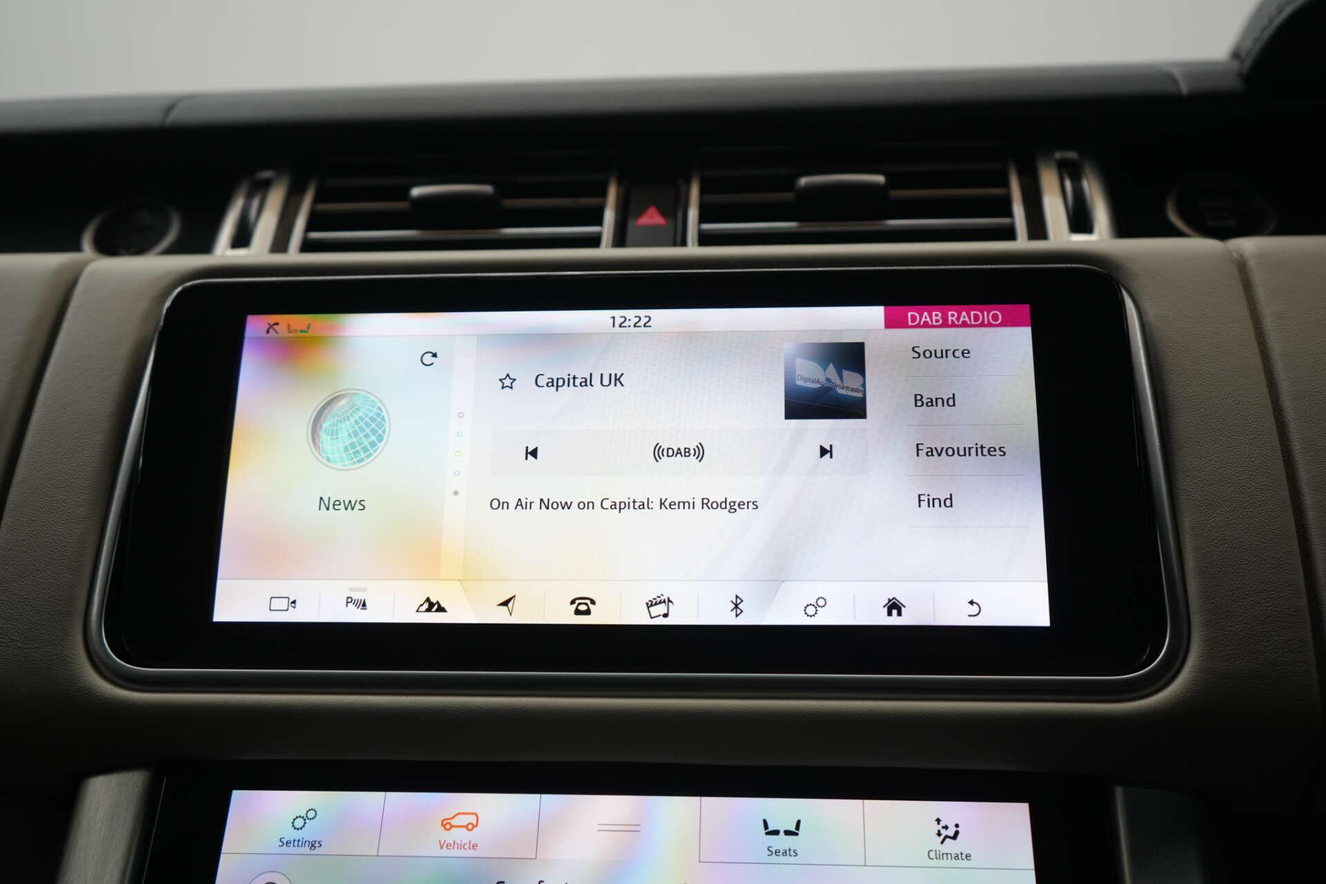 Land Rover Range Rover view 37