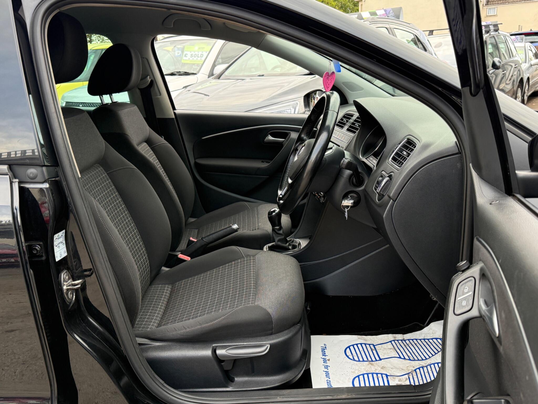 Volkswagen Polo - Image 27