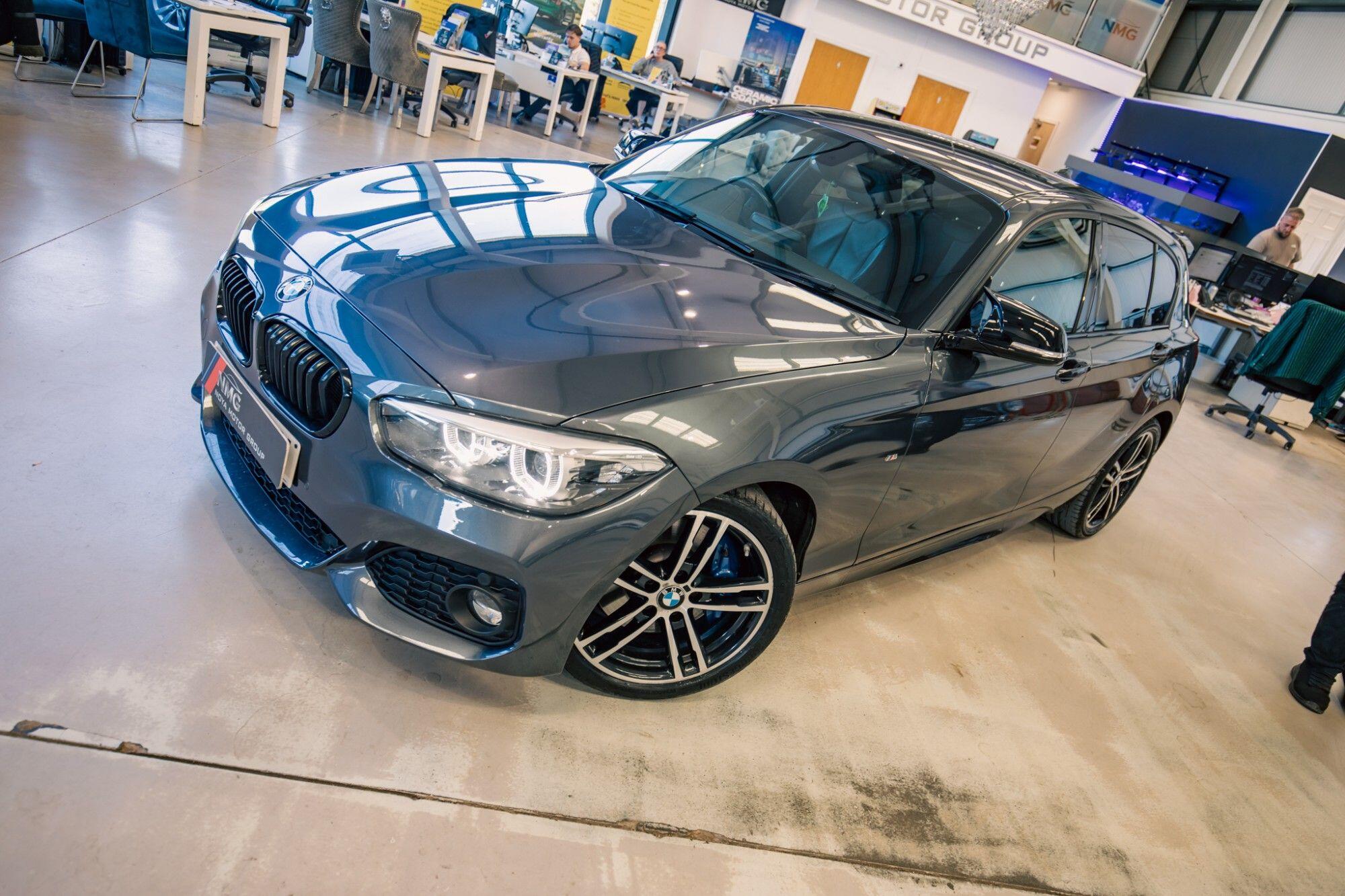 BMW 1 Series view 5