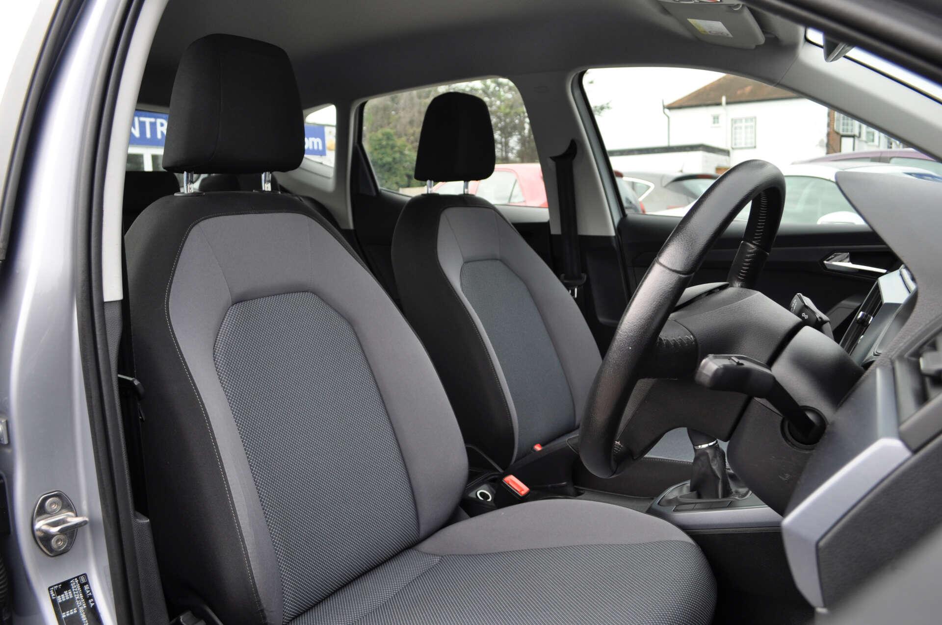 Seat Arona view 10