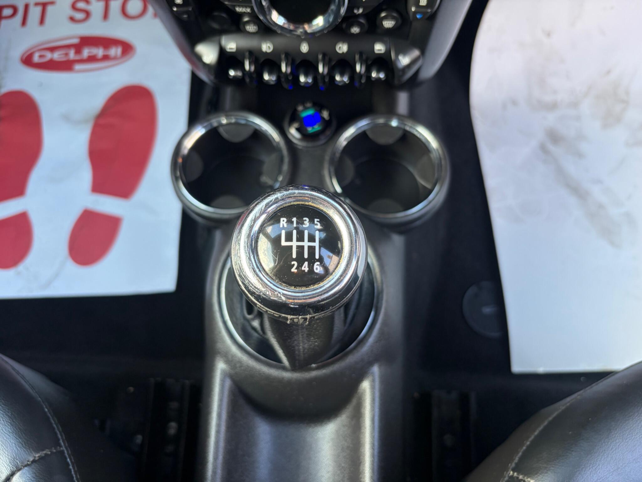 Mini Hatch view 52