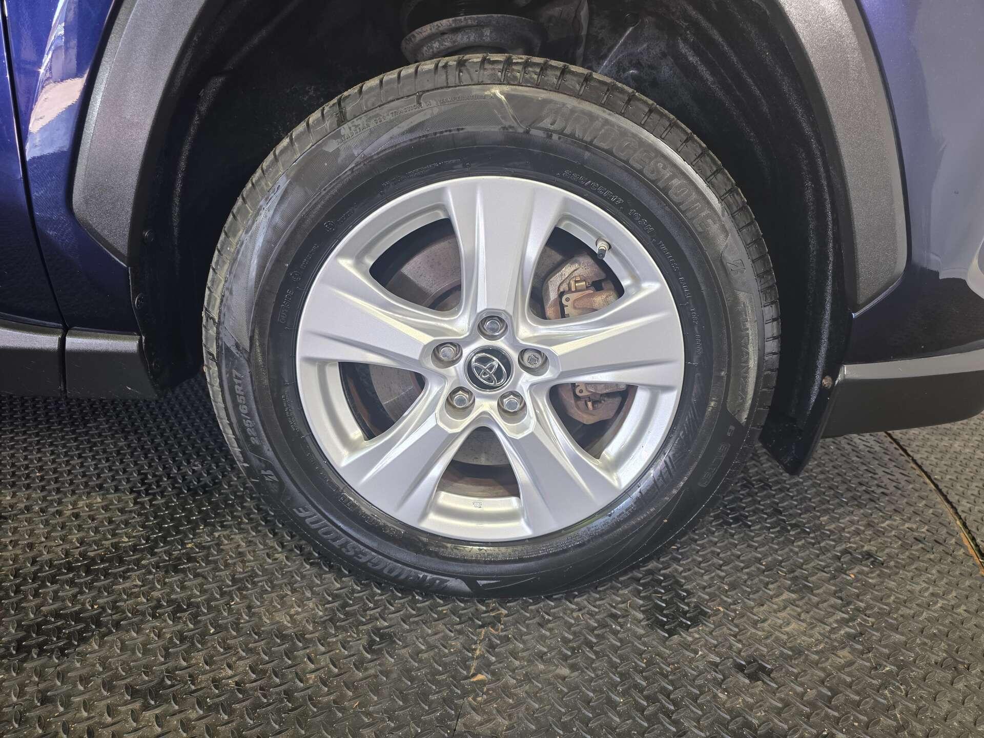 Toyota Rav4 view 51