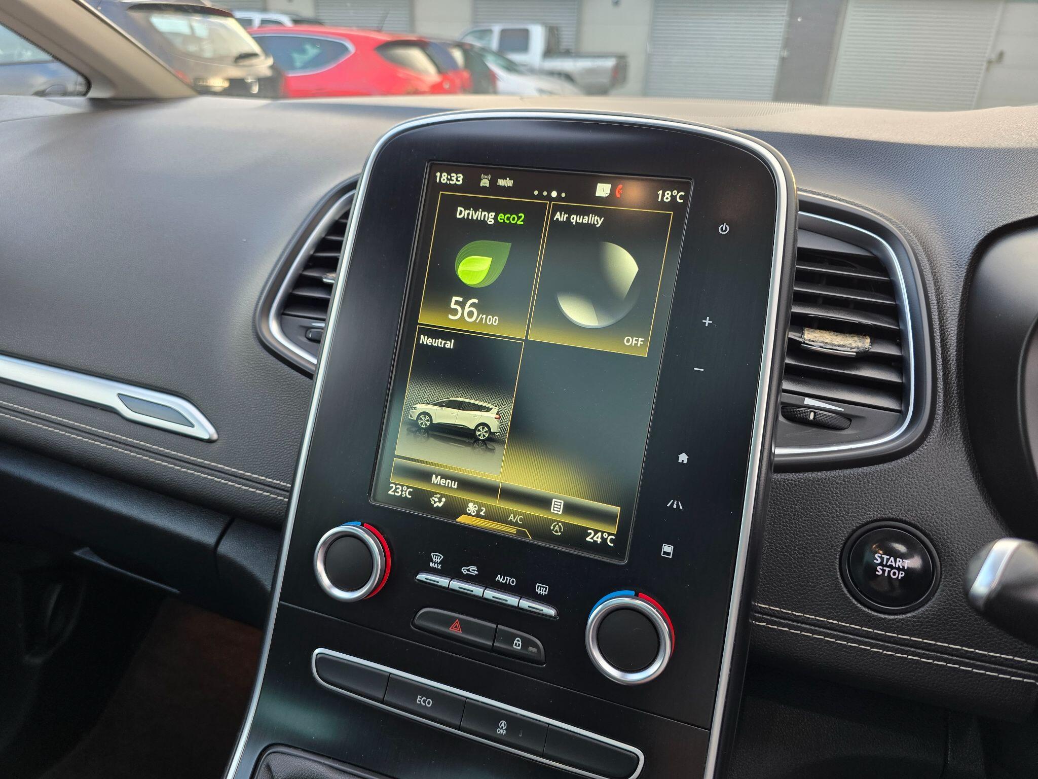 Renault Grand Scenic view 15