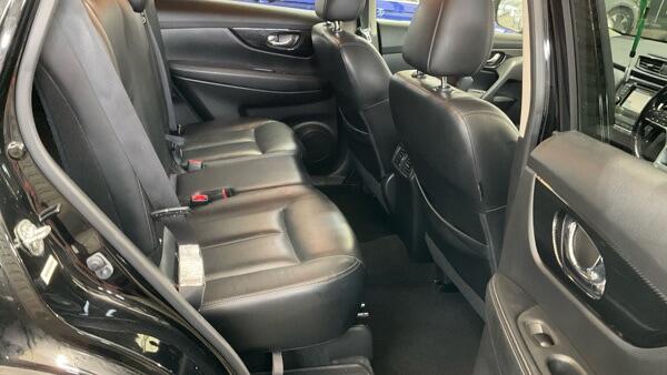Nissan X-Trail view 5