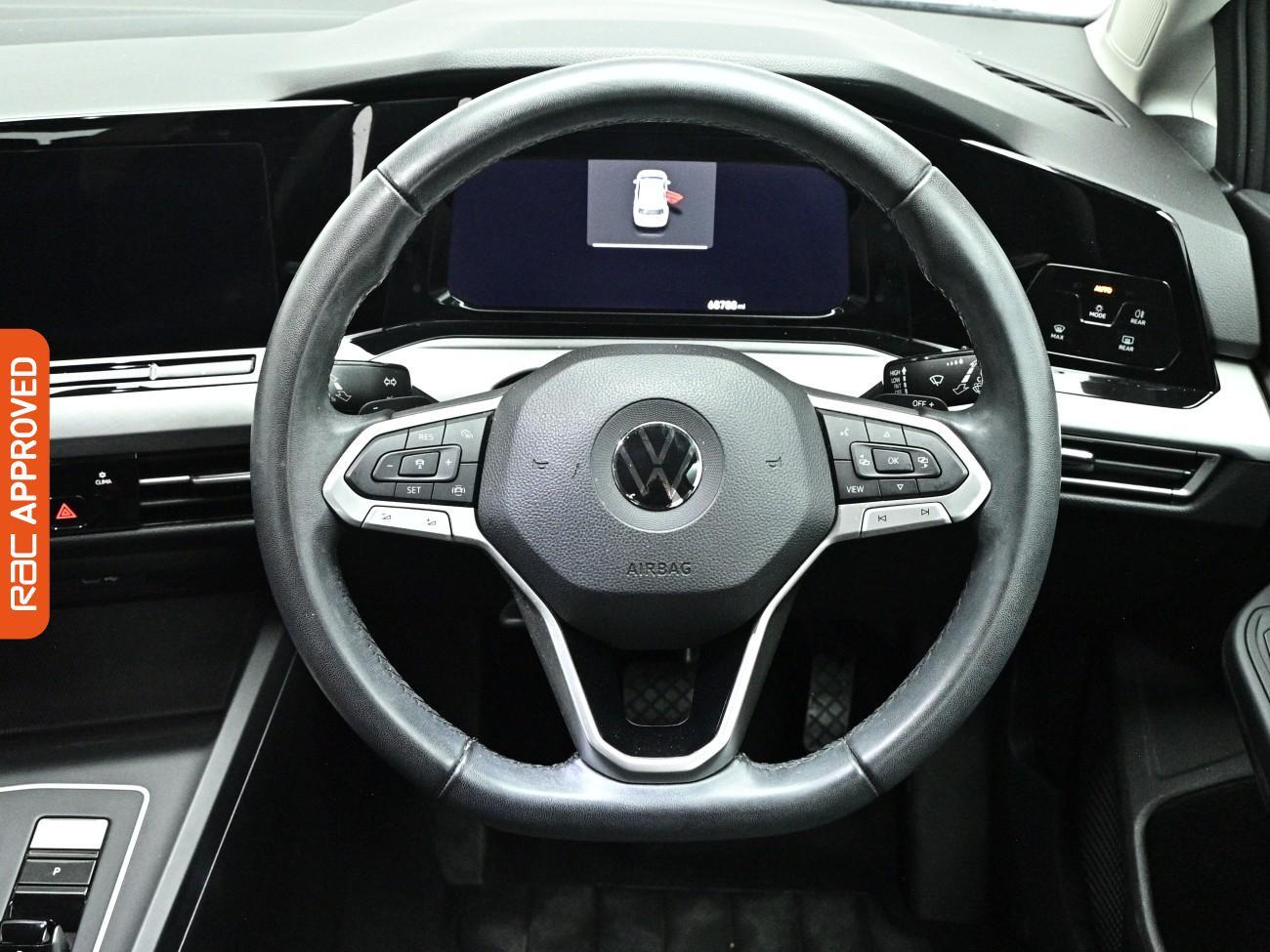 Volkswagen Golf view 9