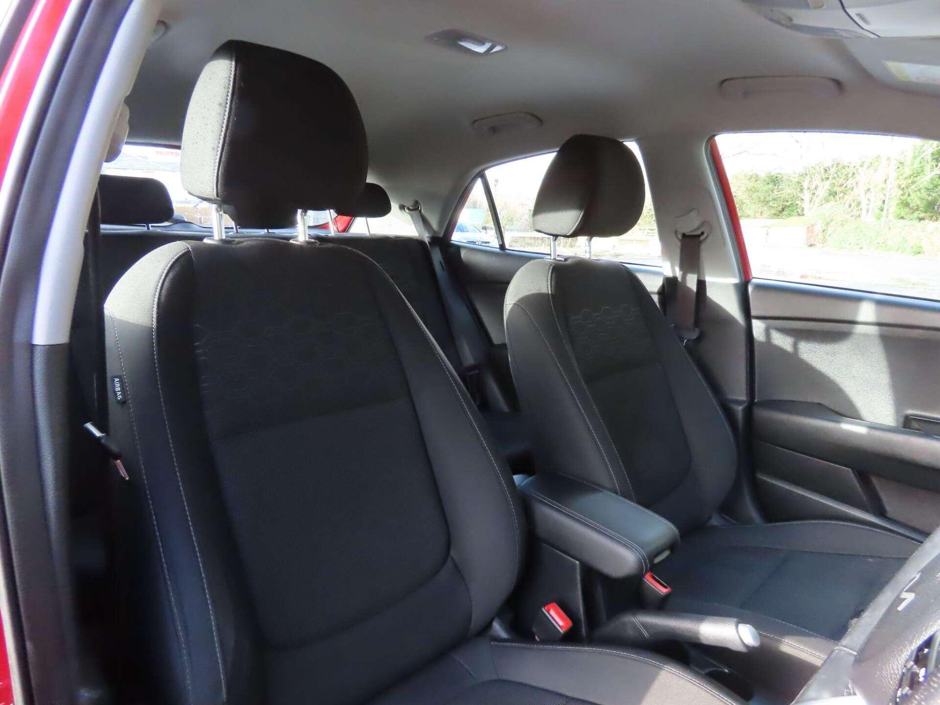 Kia Rio view 8