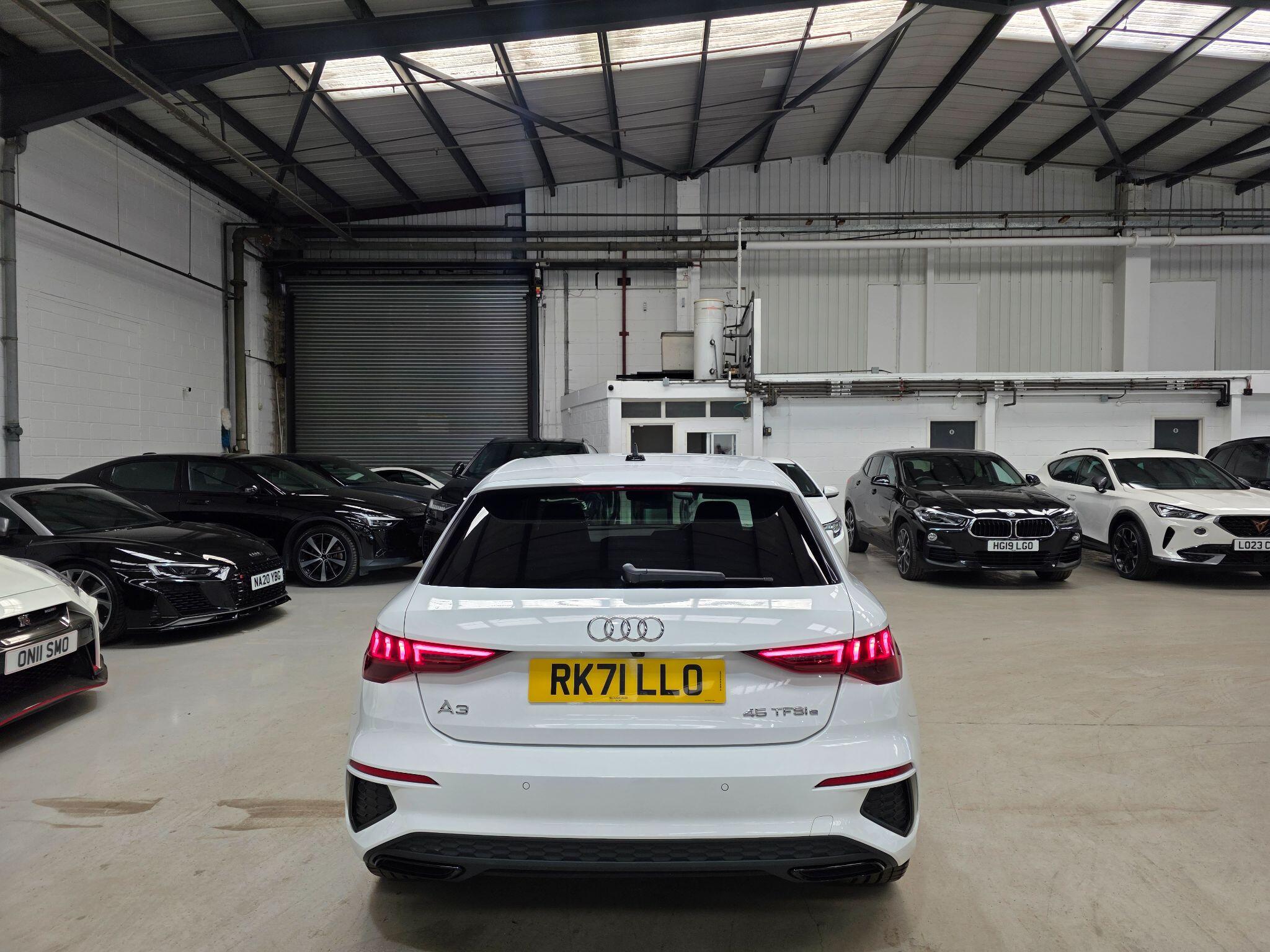 Audi A3 view 4