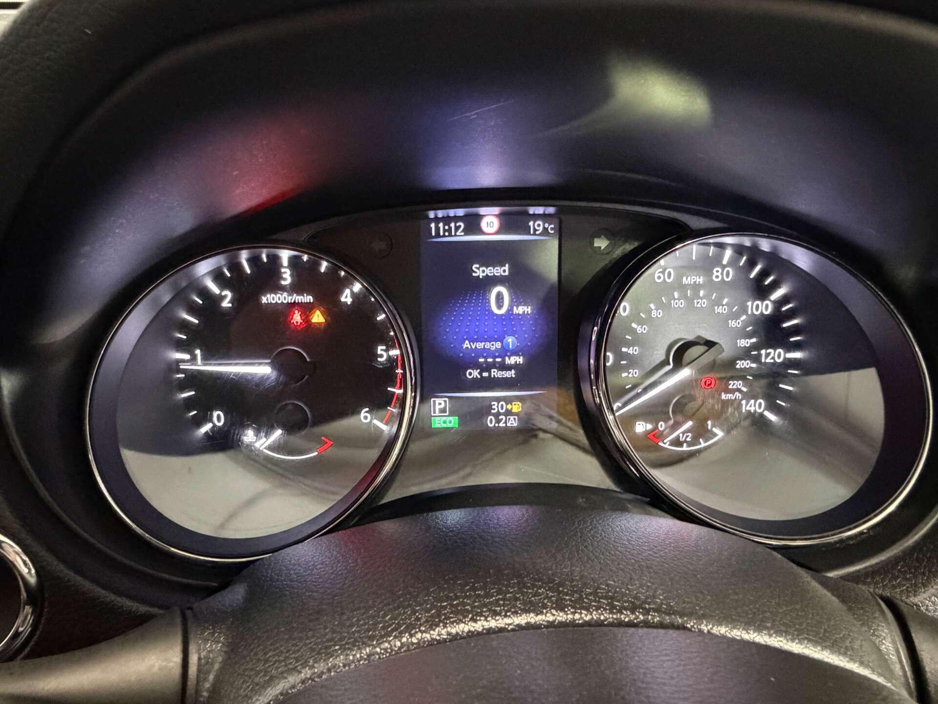 Nissan X-Trail view 33