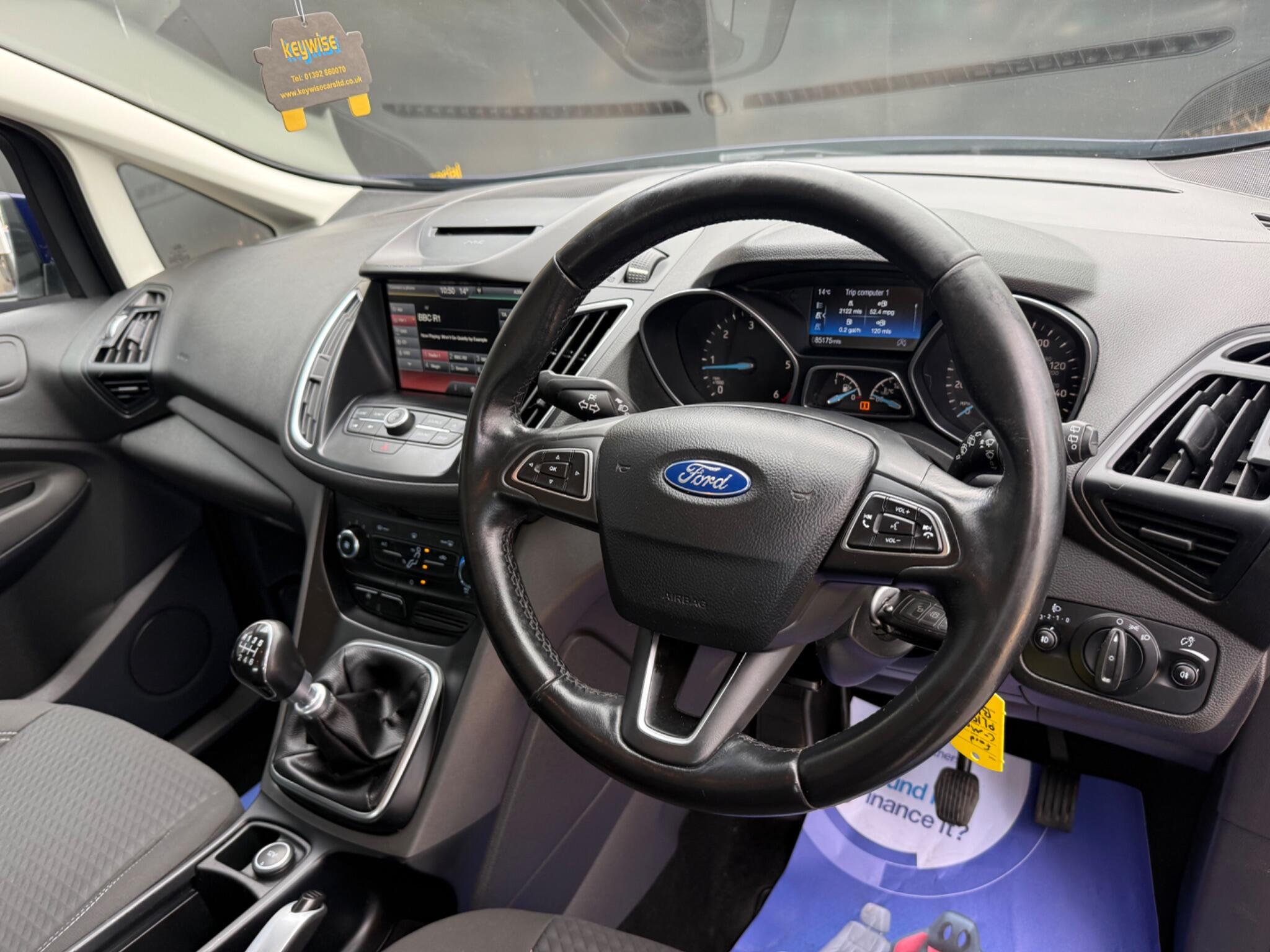 Ford Grand C-Max view 18