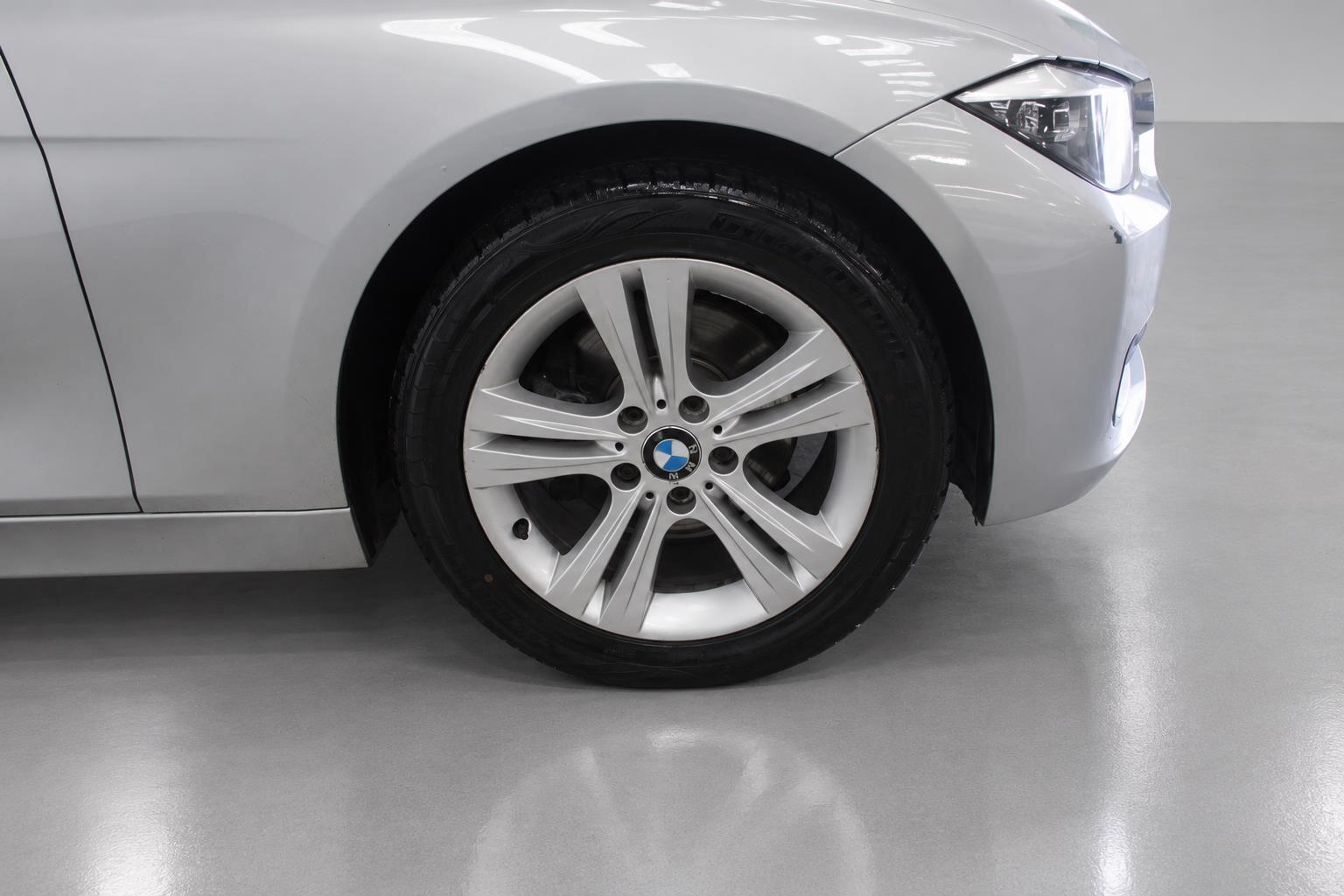 BMW 3 Series view 63