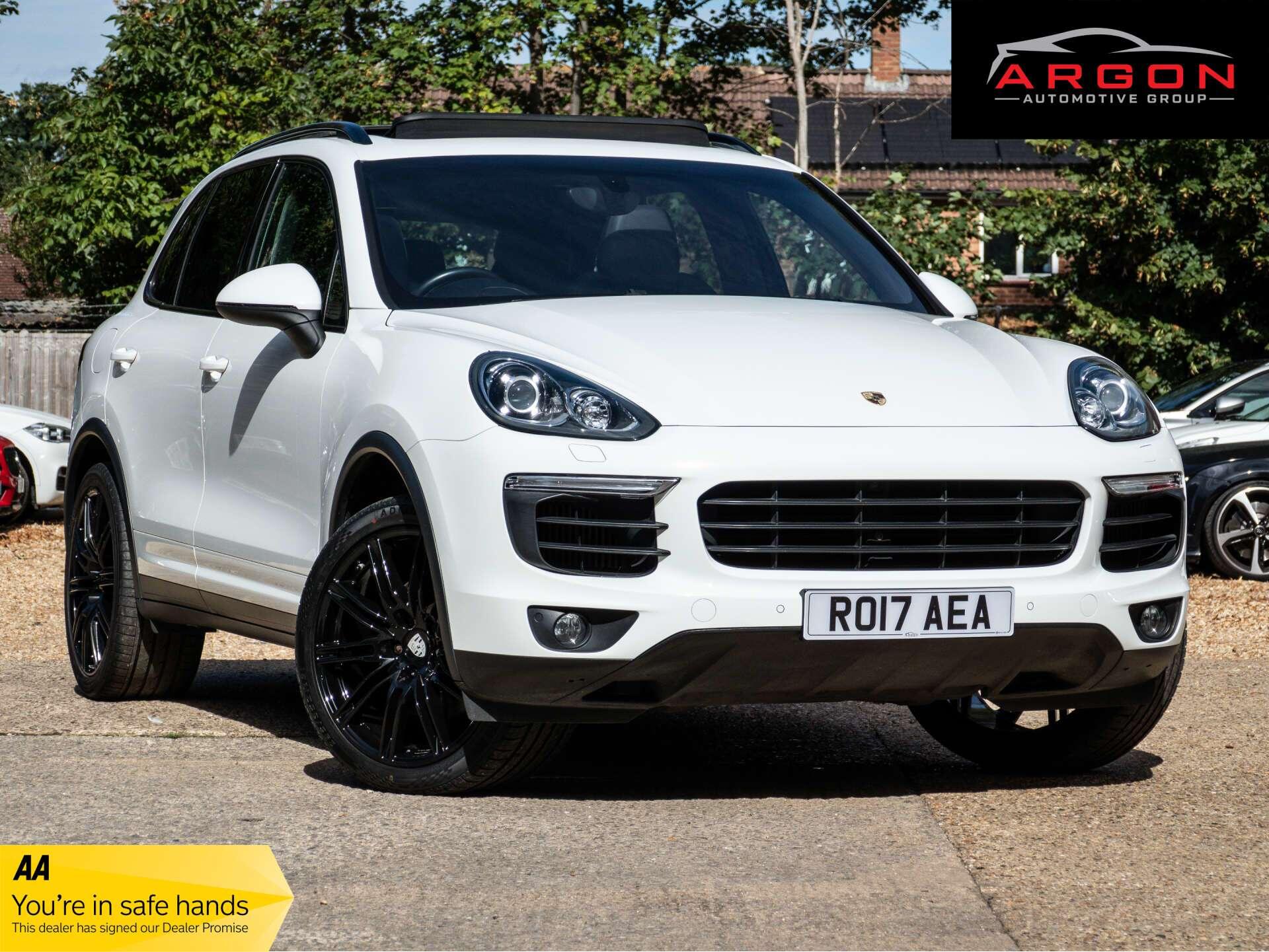 Porsche Cayenne main image