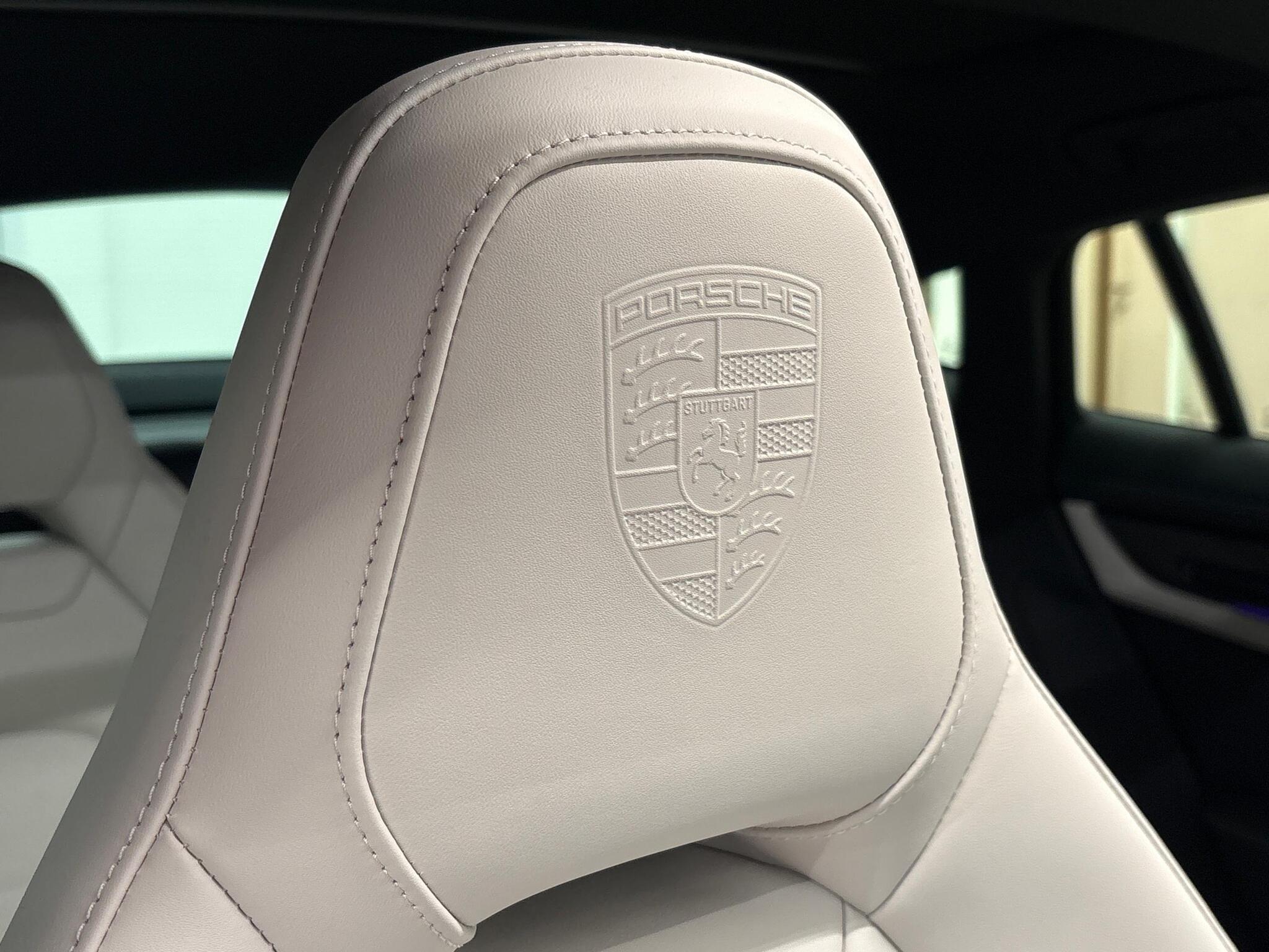 Porsche Panamera view 15