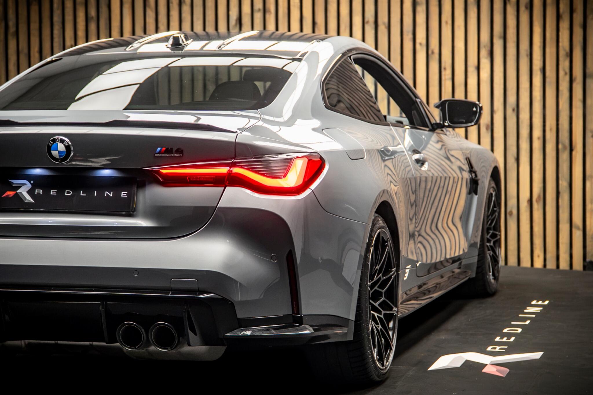 BMW M4 view 21