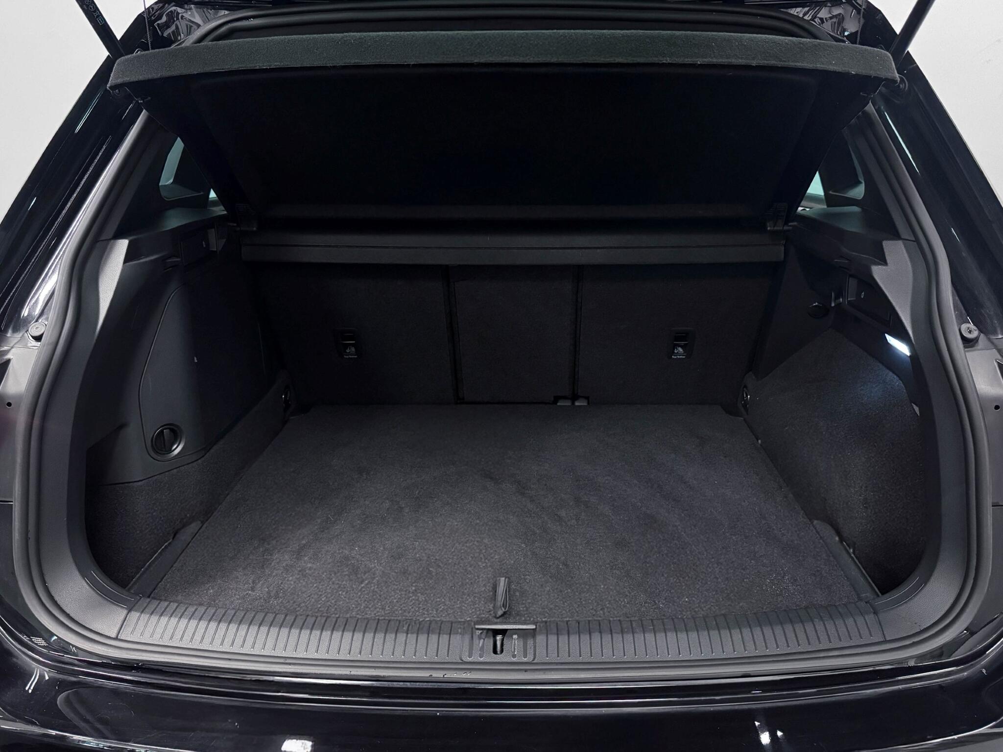 Volkswagen Tiguan view 7