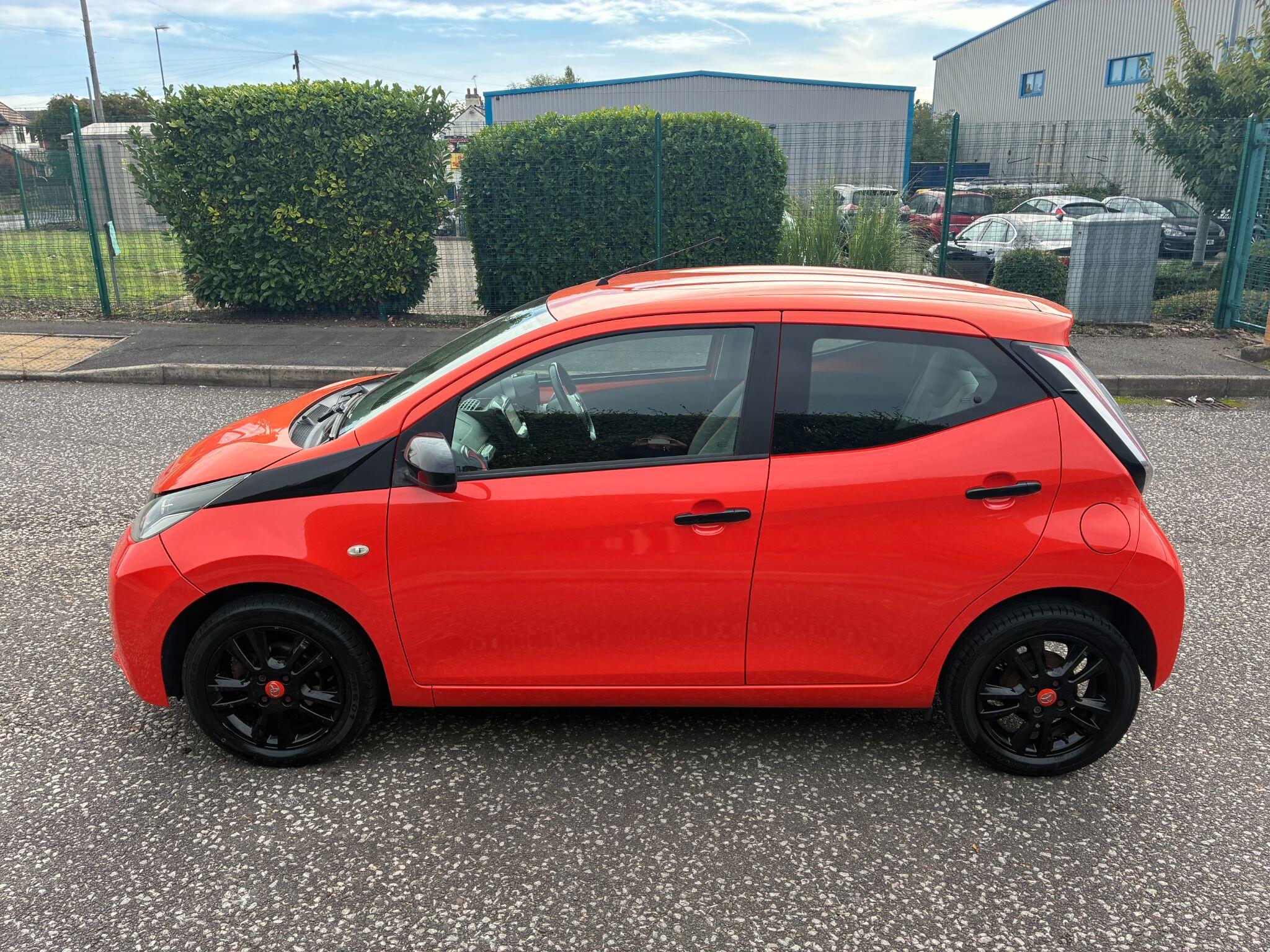 Toyota Aygo view 27