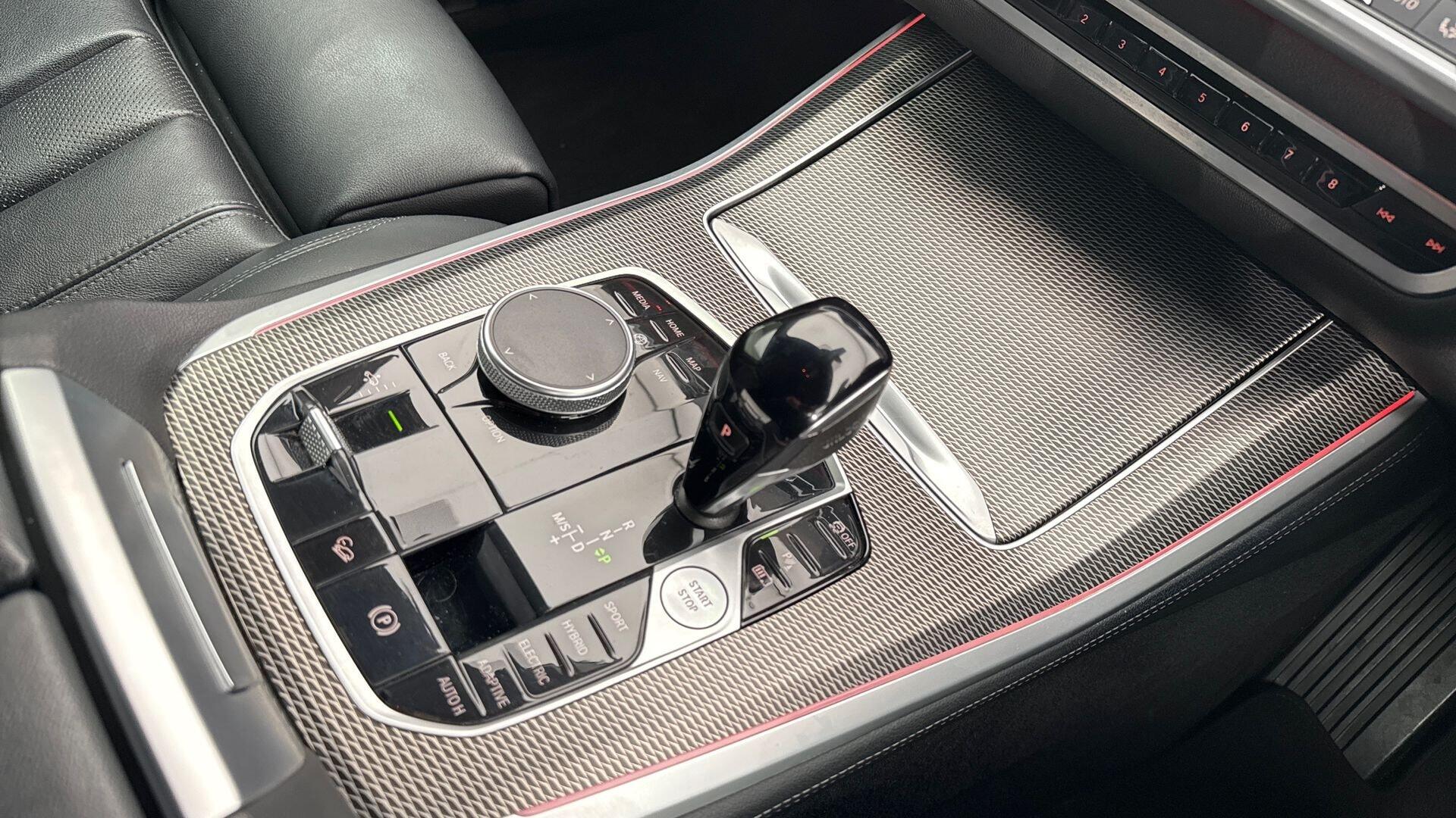 BMW X5 view 10
