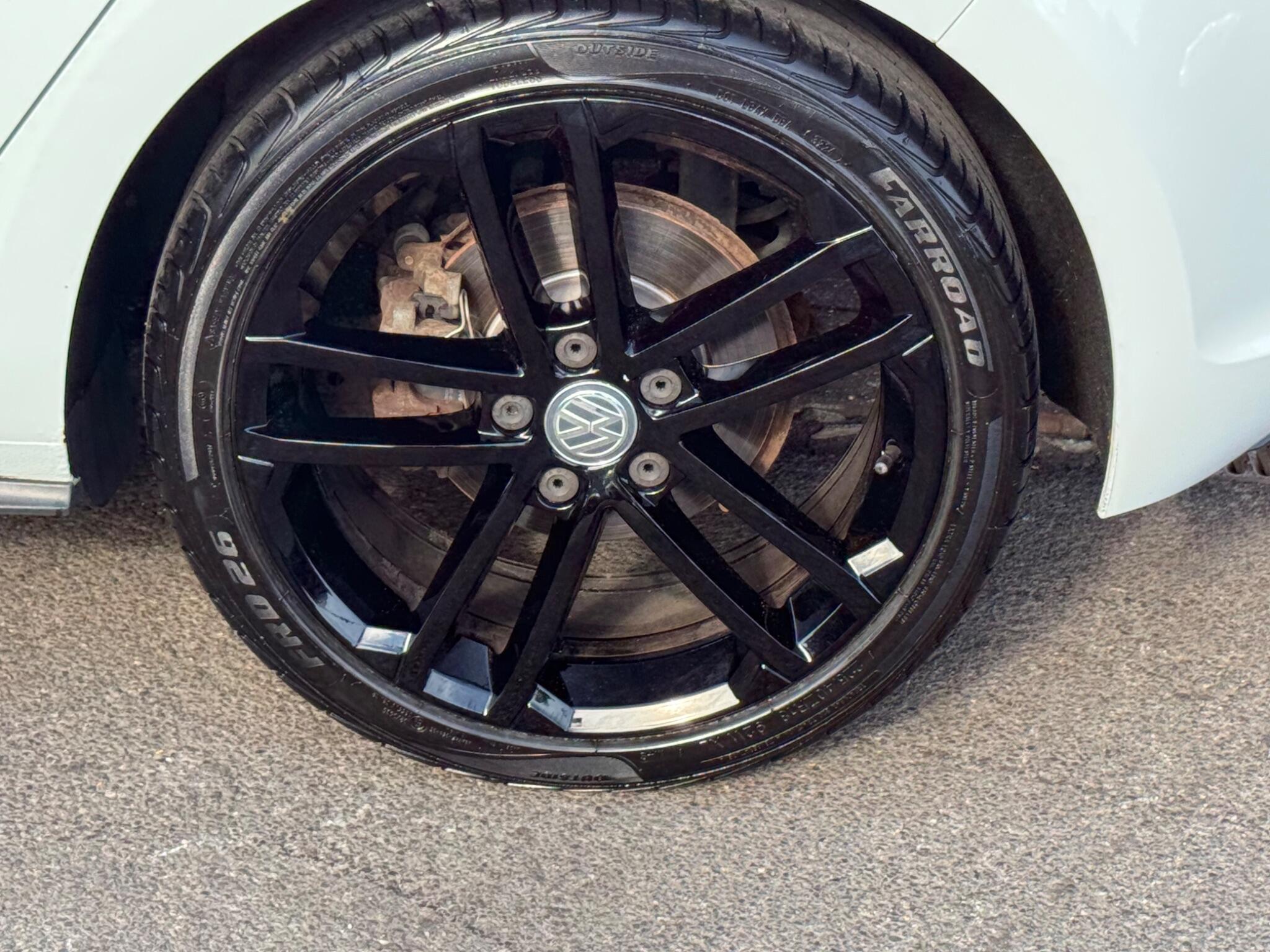 Volkswagen Golf view 36