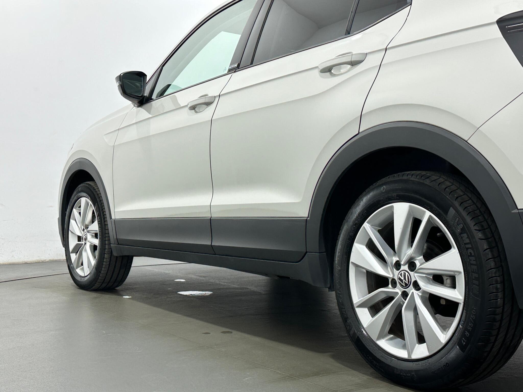 Volkswagen T-Cross view 49