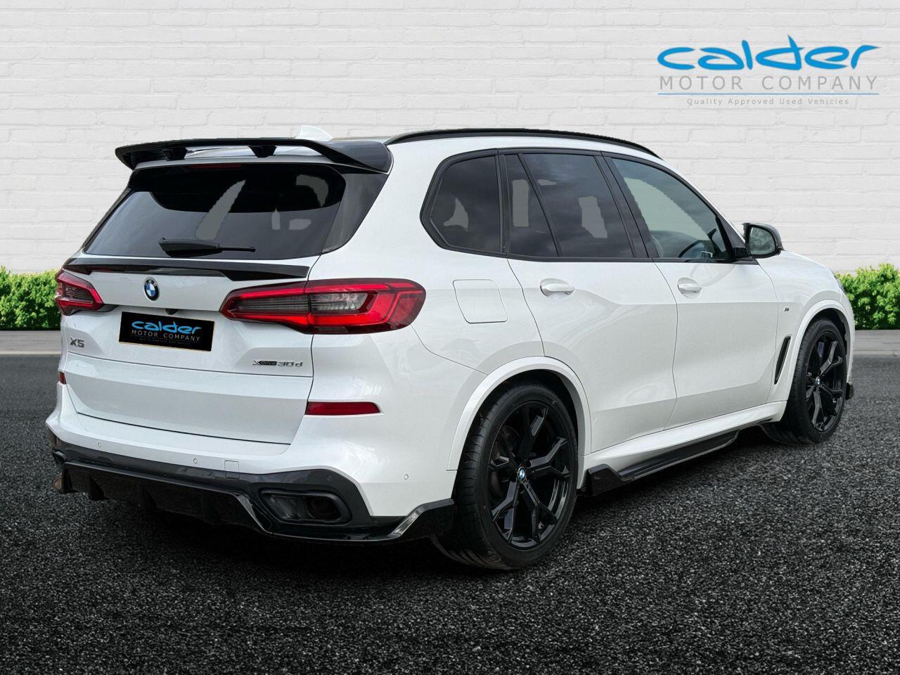 BMW X5 view 16