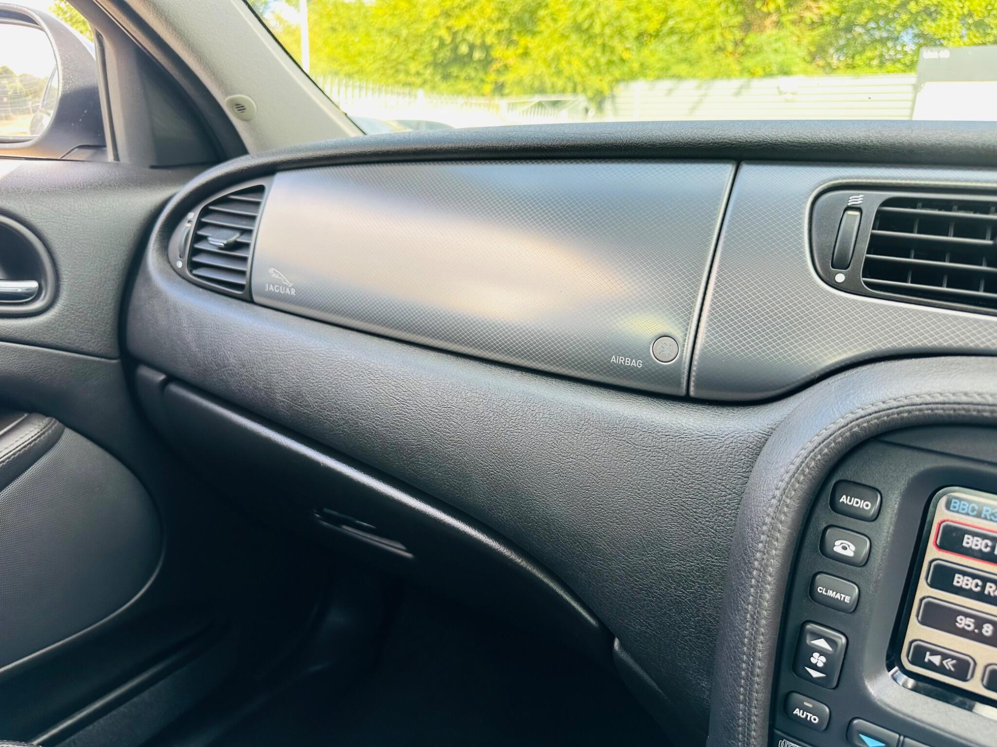 Jaguar S-Type view 40