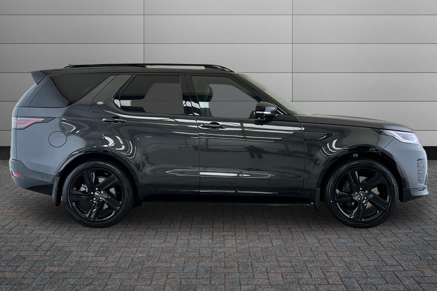 Land Rover Discovery view 5