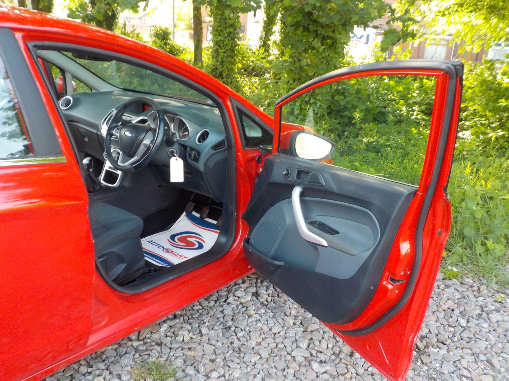Ford Fiesta 1.25 Zetec 5dr