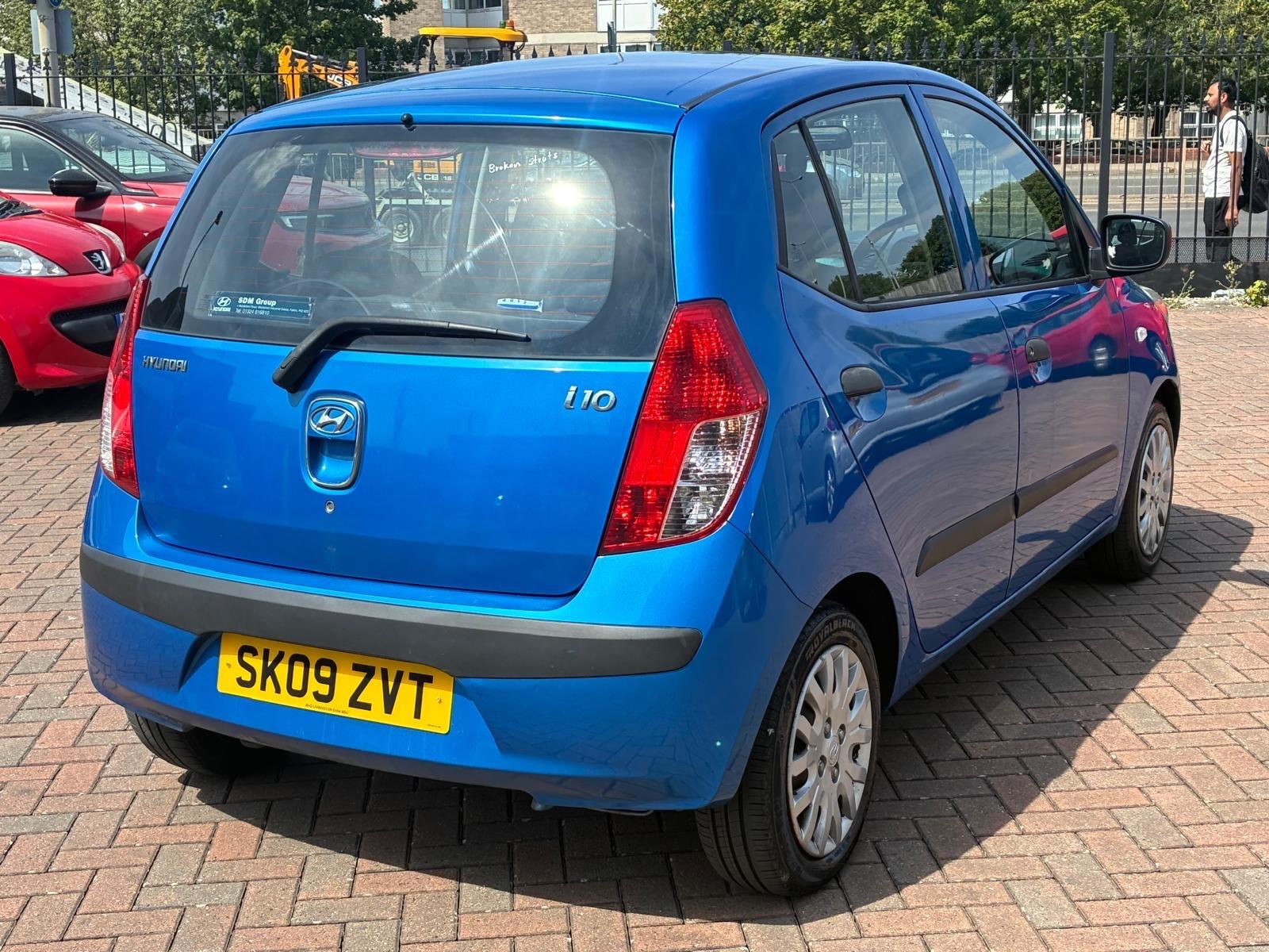 Hyundai i10 view 5