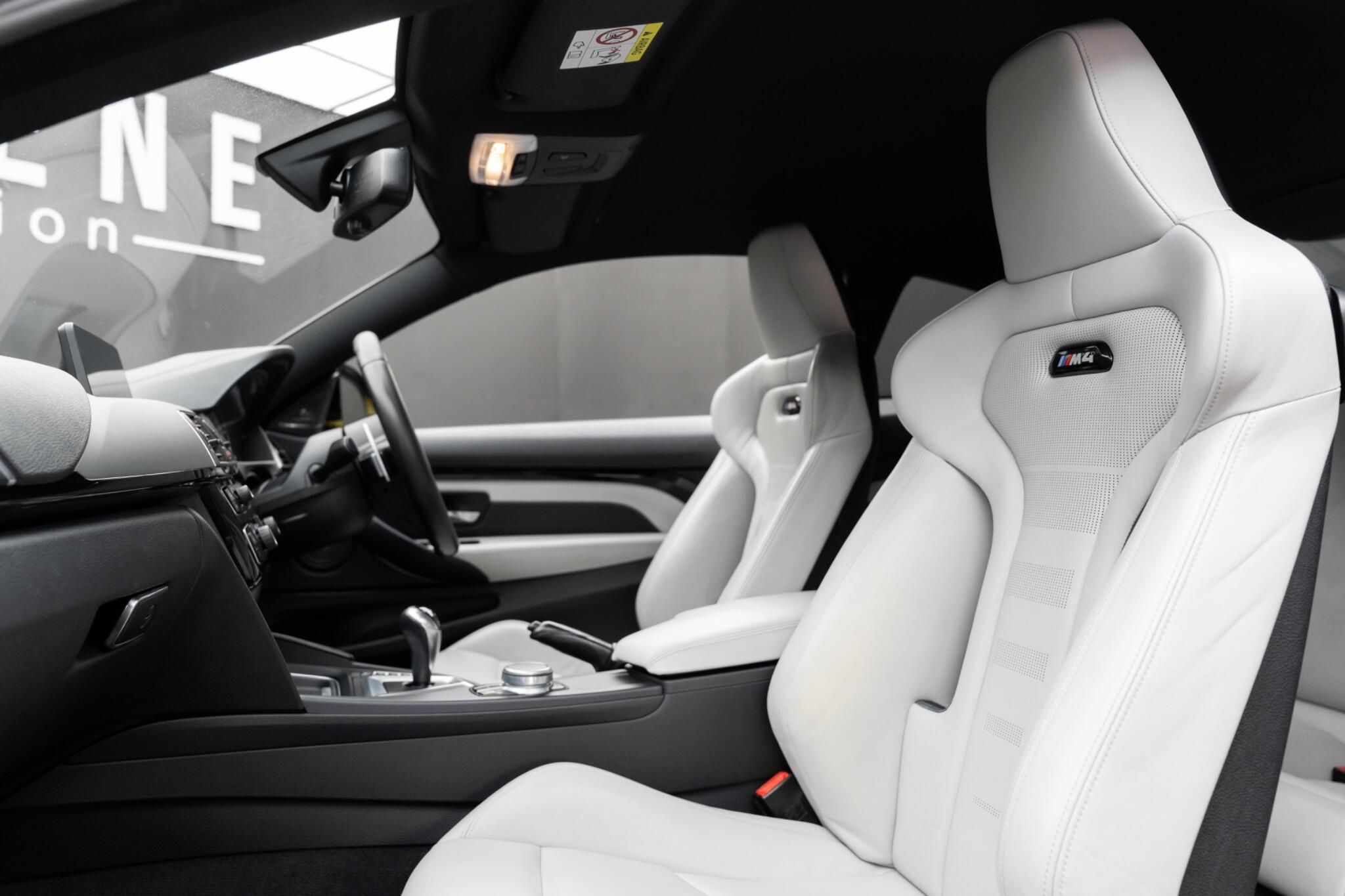 BMW M4 view 2