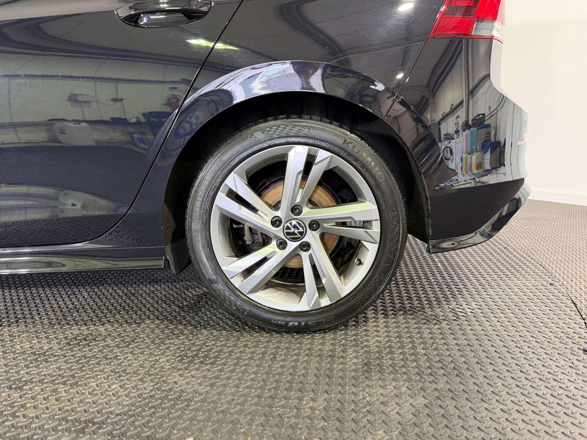 Volkswagen Golf view 68