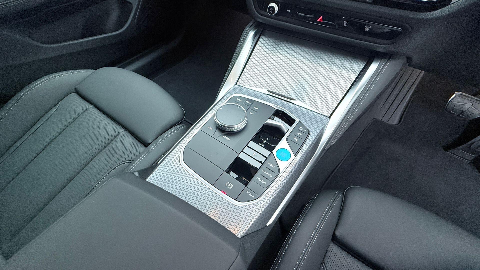 BMW I4 view 10