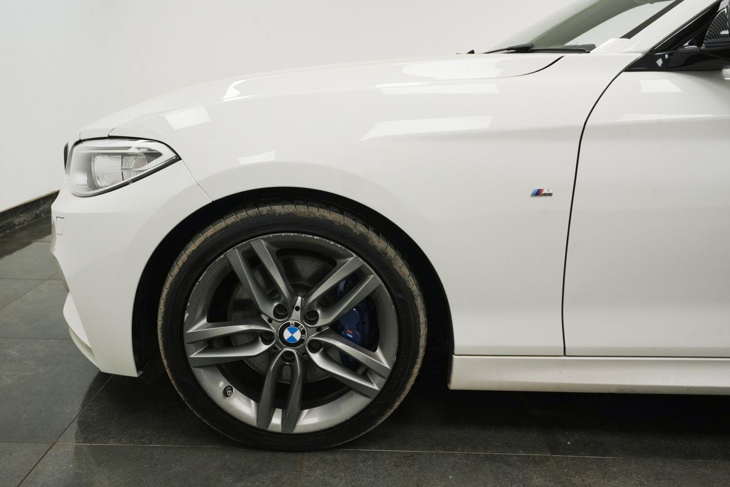 BMW 2 Series view 6