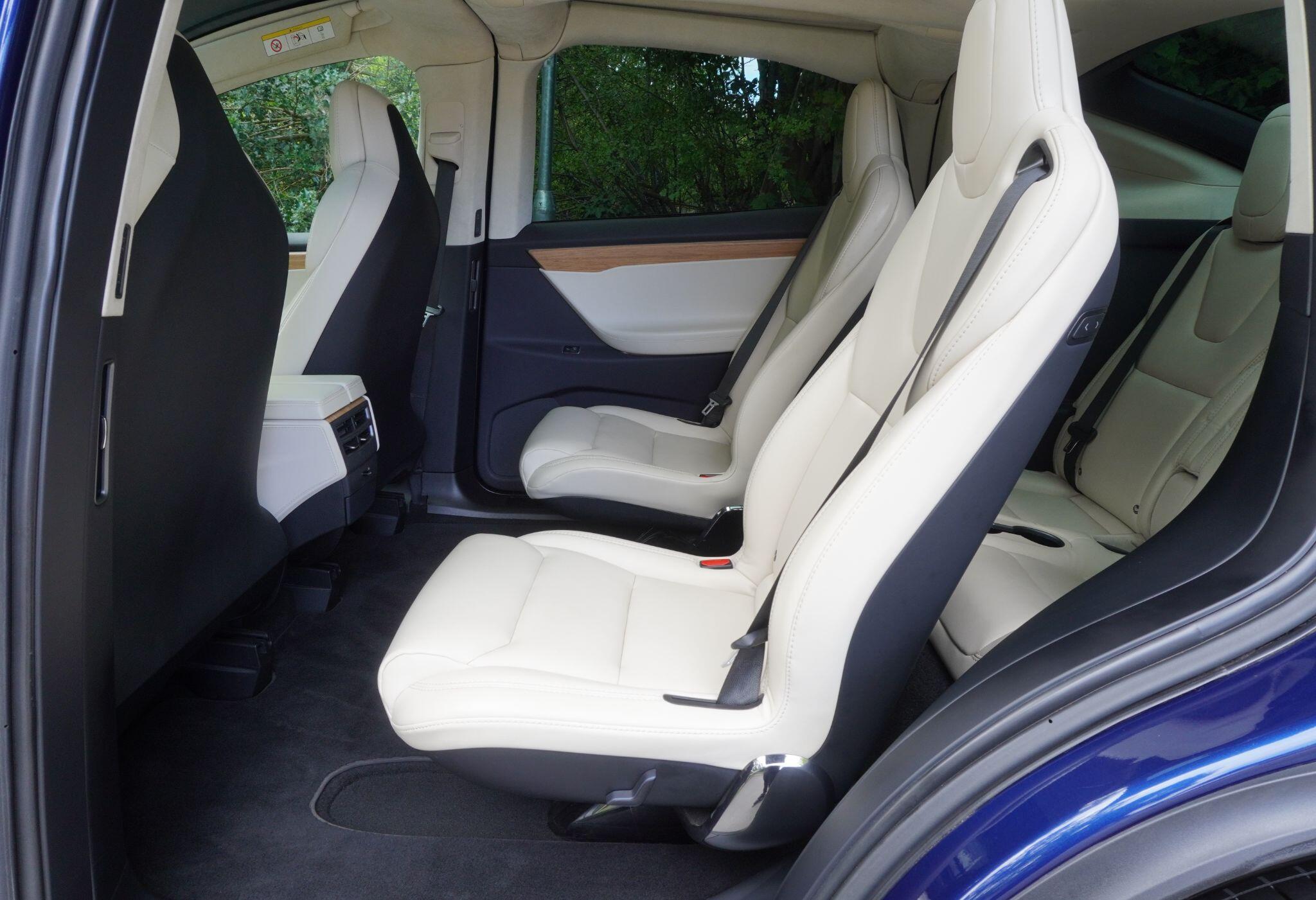 Tesla Model X view 62
