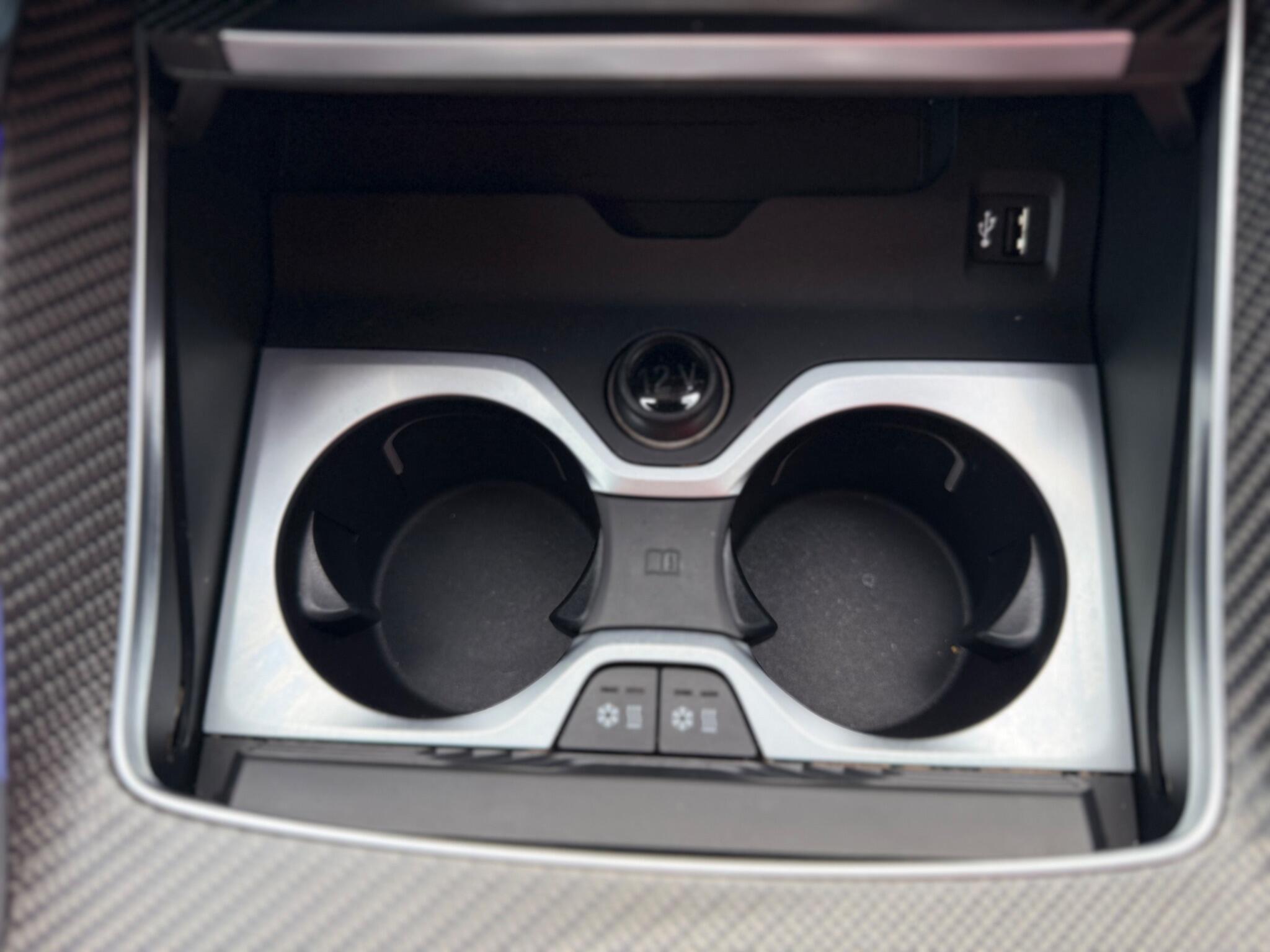 BMW XM view 68