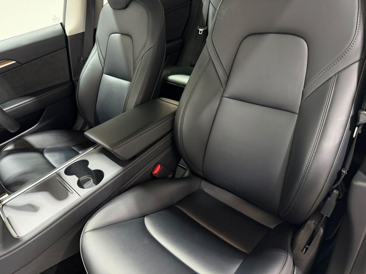 Tesla Model 3 view 16