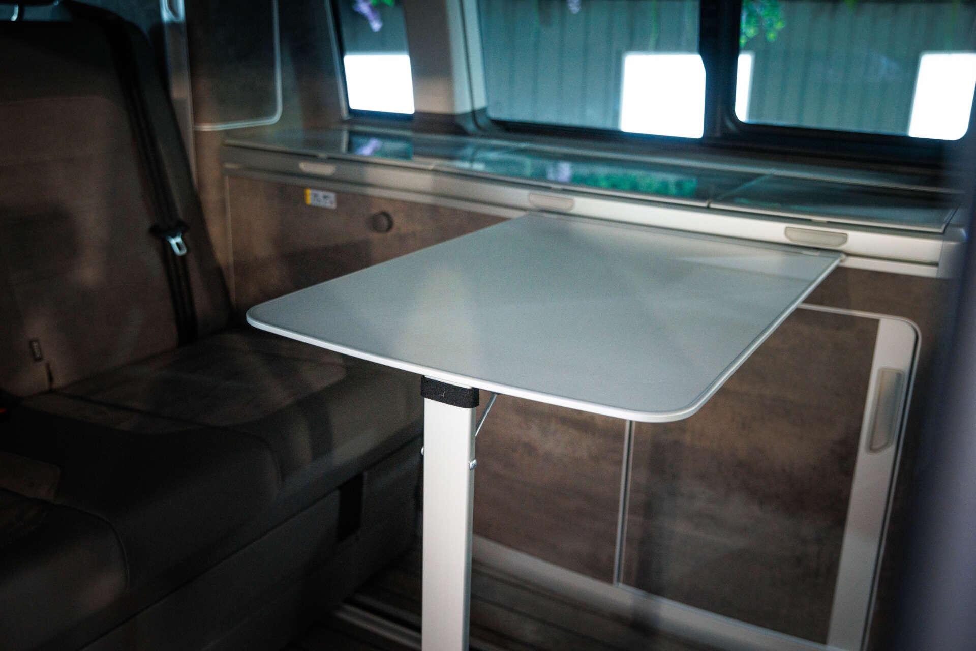 Volkswagen California view 19