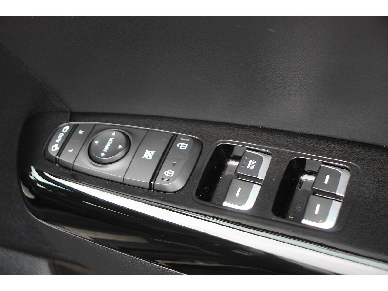 Kia Sportage view 33