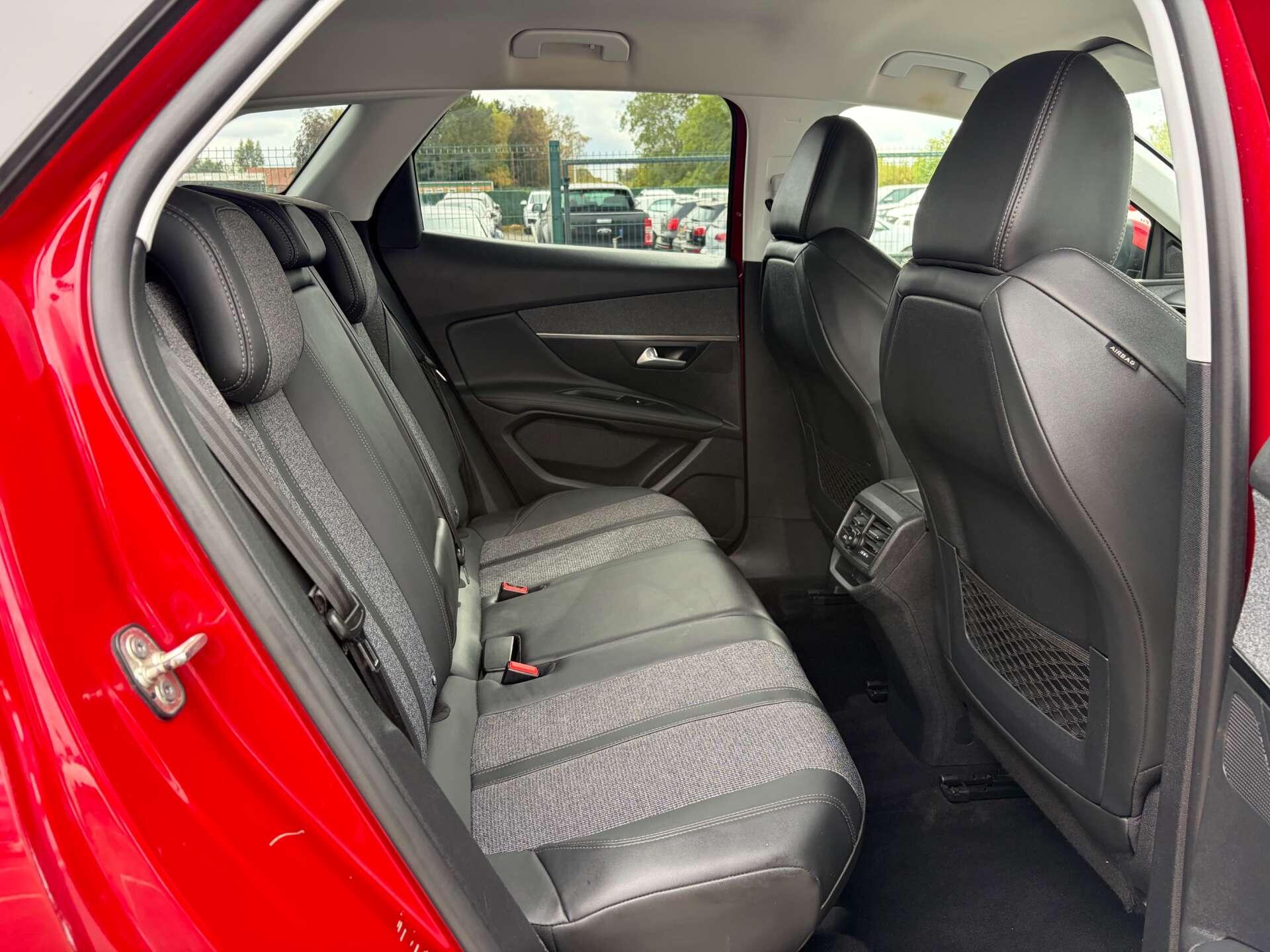 Peugeot 3008 view 27