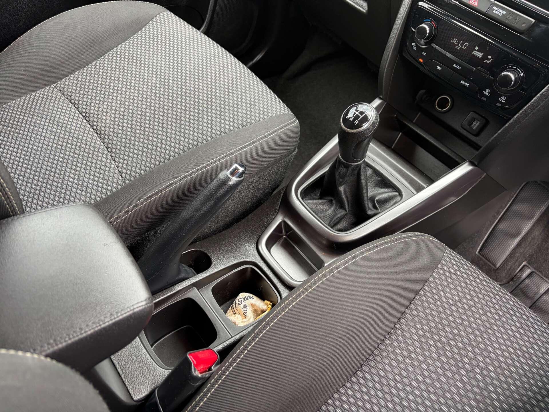 Suzuki Vitara view 42