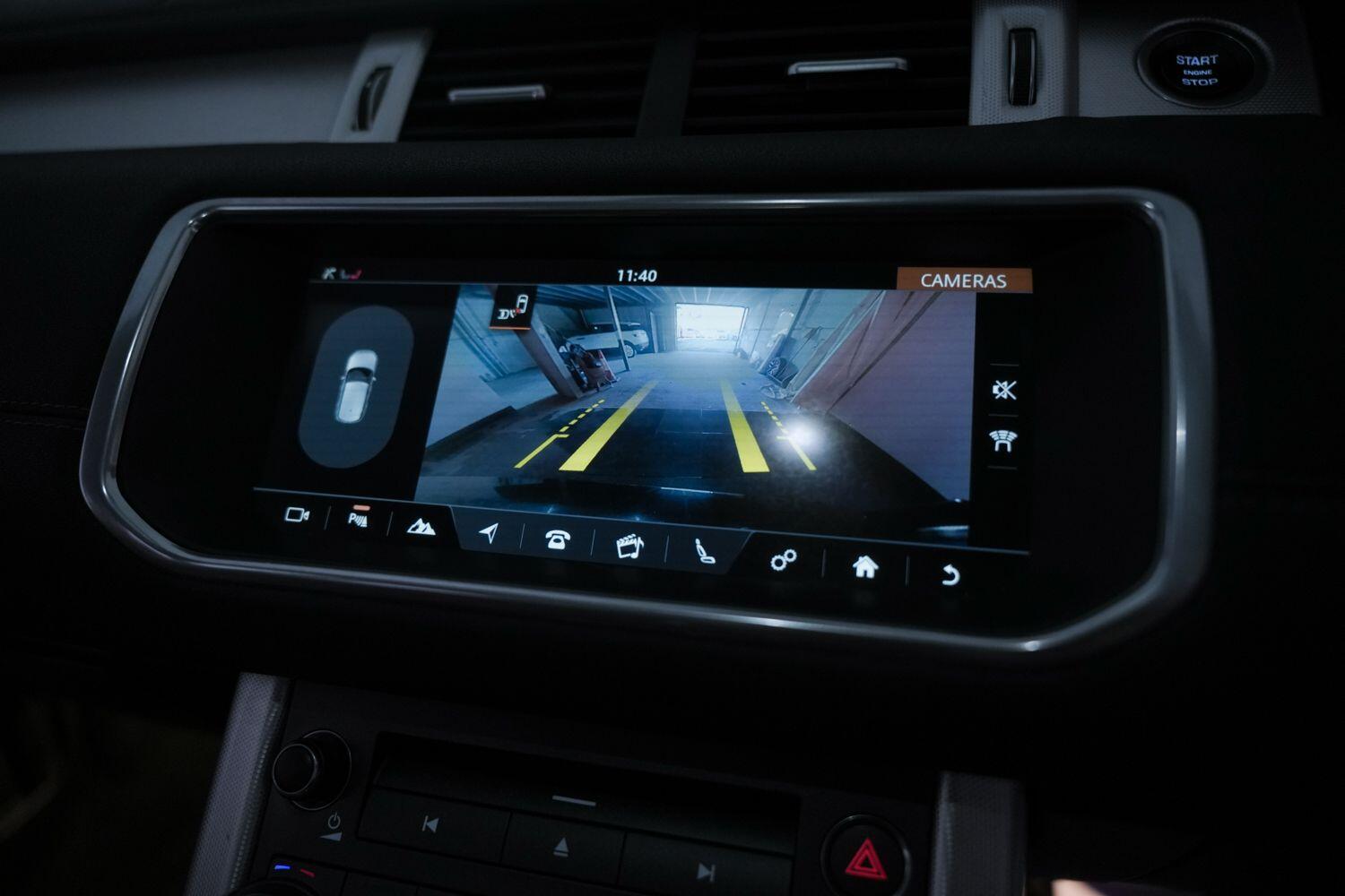 Land Rover Range Rover Evoque view 22