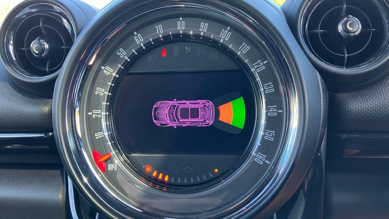 Mini Countryman view 40